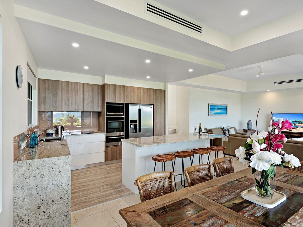 La Bella Waters 8 - Beautiful Seaview Property on Hamilton Island