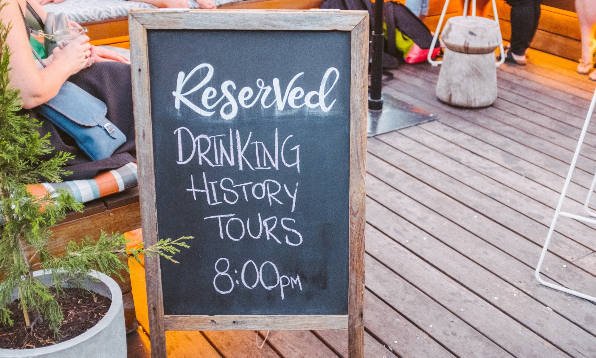 Boozy History And Hidden Bars Tour