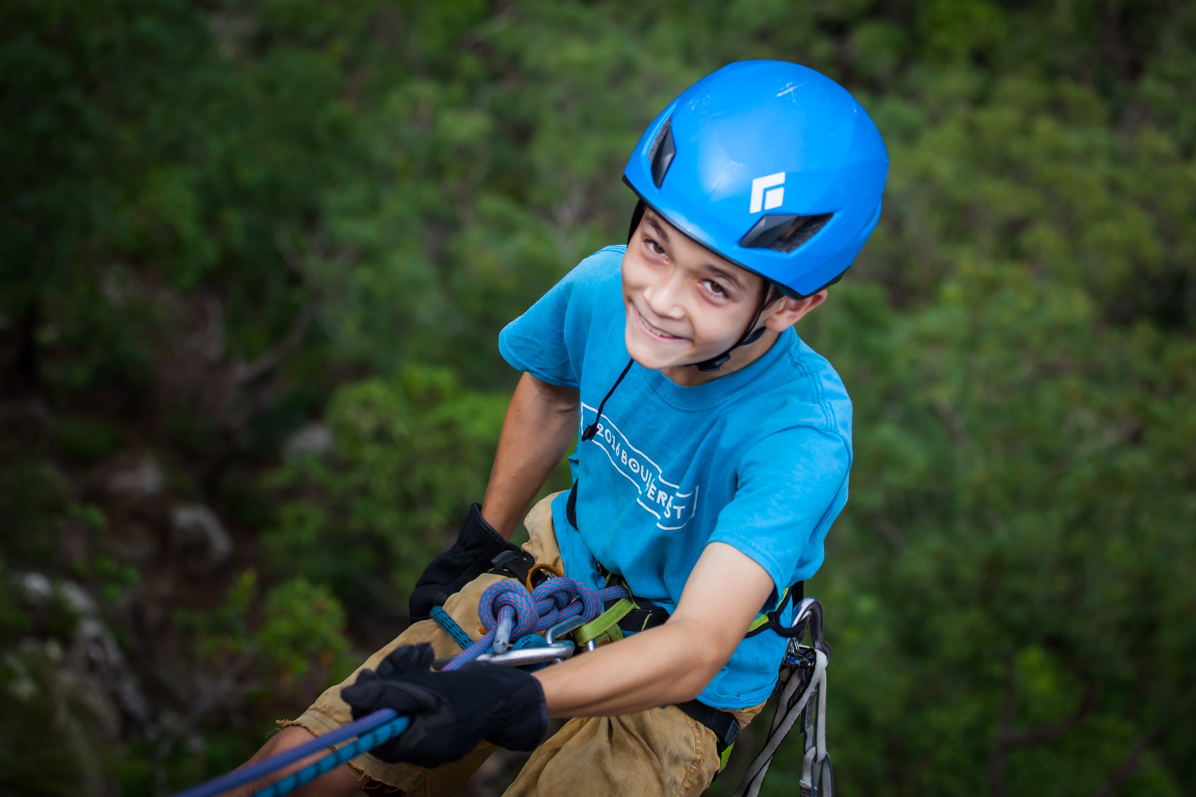 Abseiling Mount Ngungun (Glasshouse Mountains)