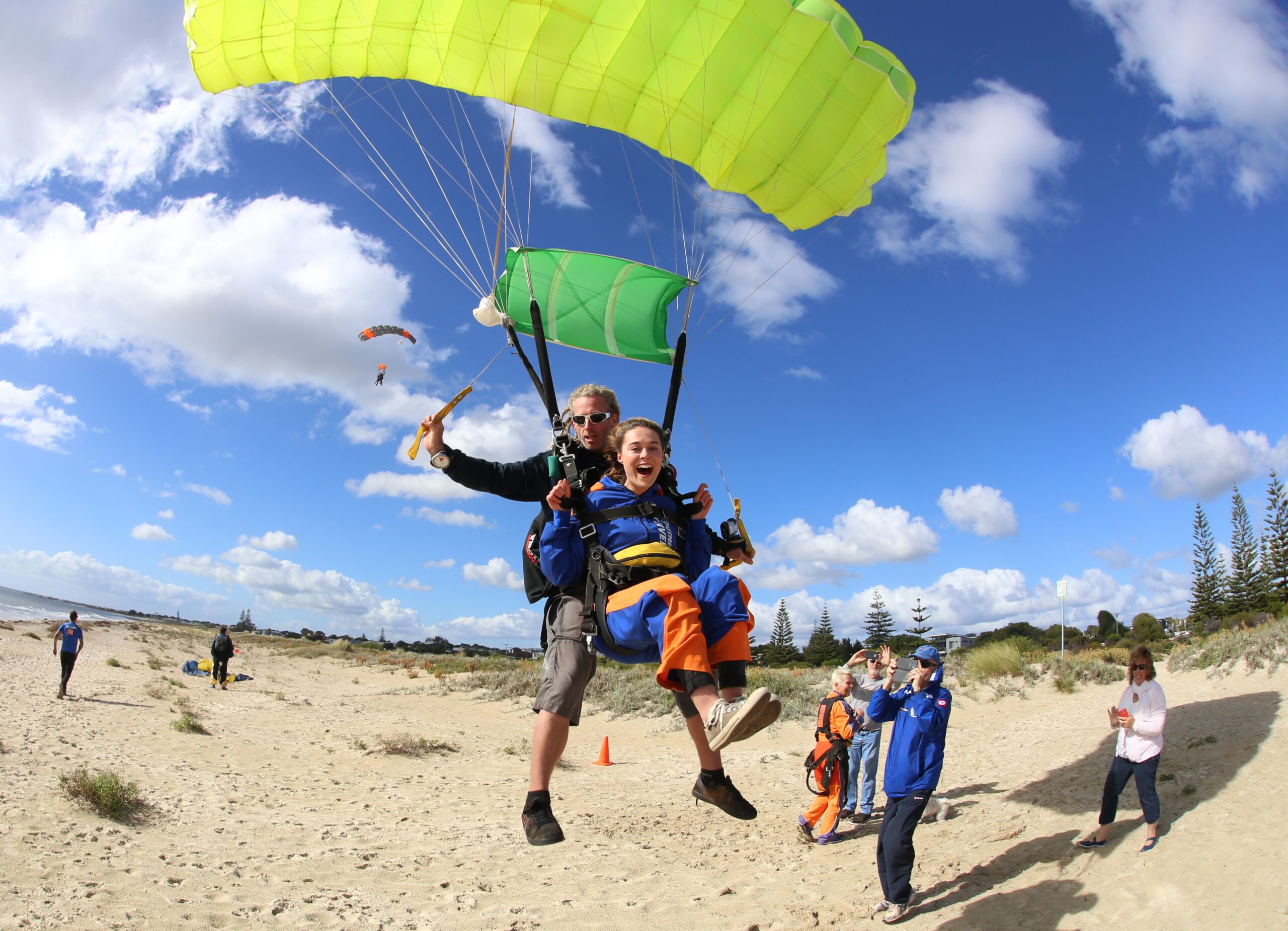 8,000ft Busselton Beach Tandem Skydive