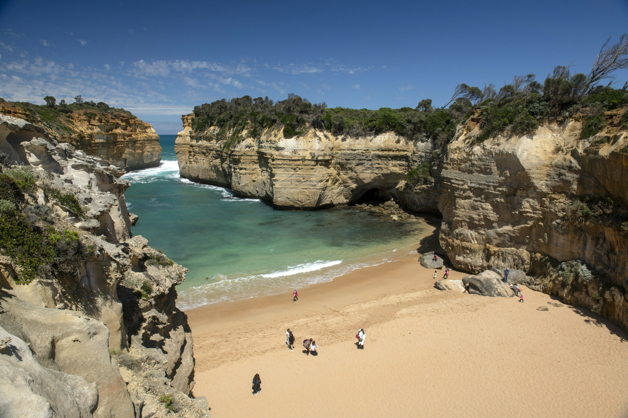 Autopia Tours: Adelaide to Melbourne 3 Day Tour (Basic Dorm Share)