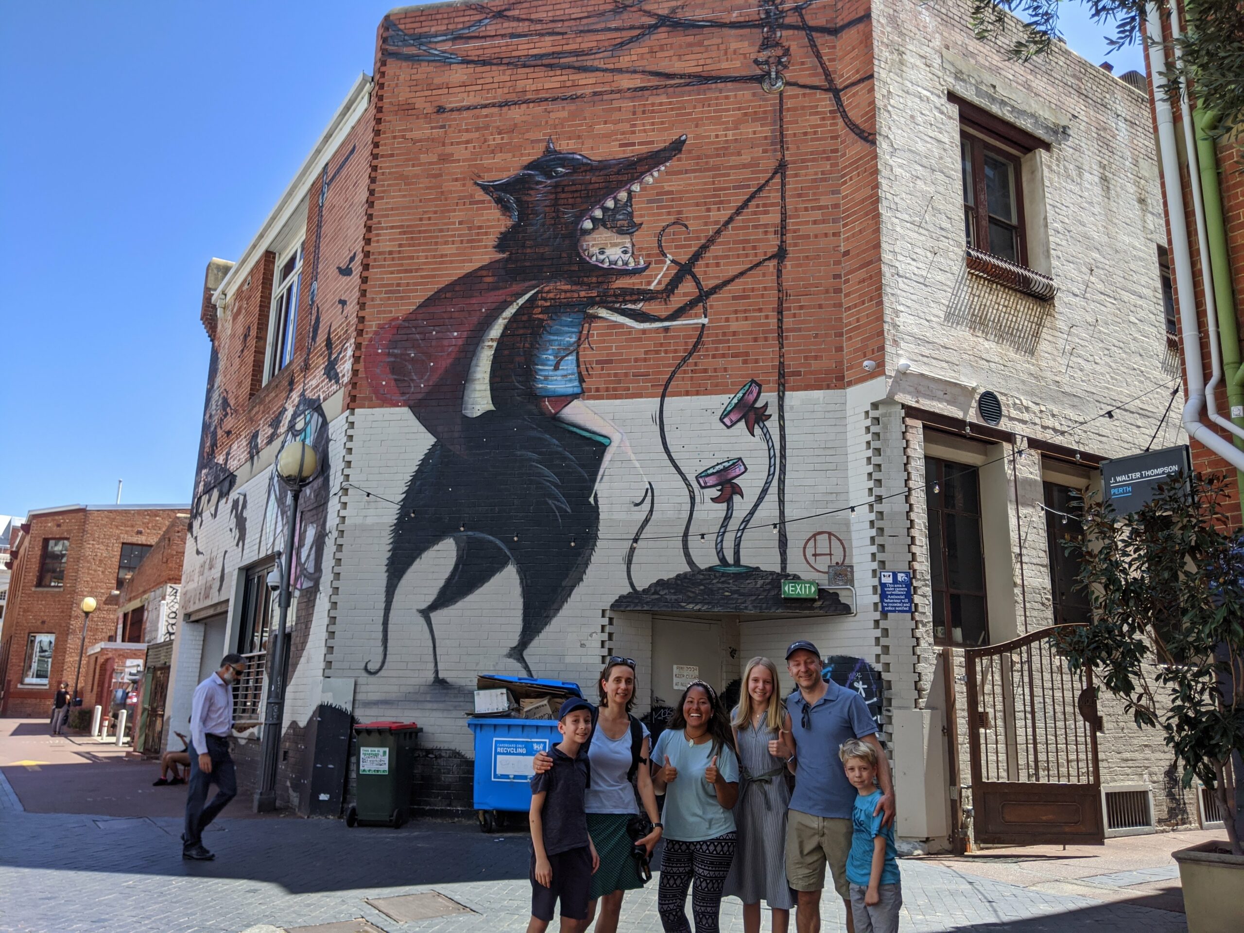 The ULTIMATE Perth Walking Tour: History, Architecture, Art, Nightlife + More!