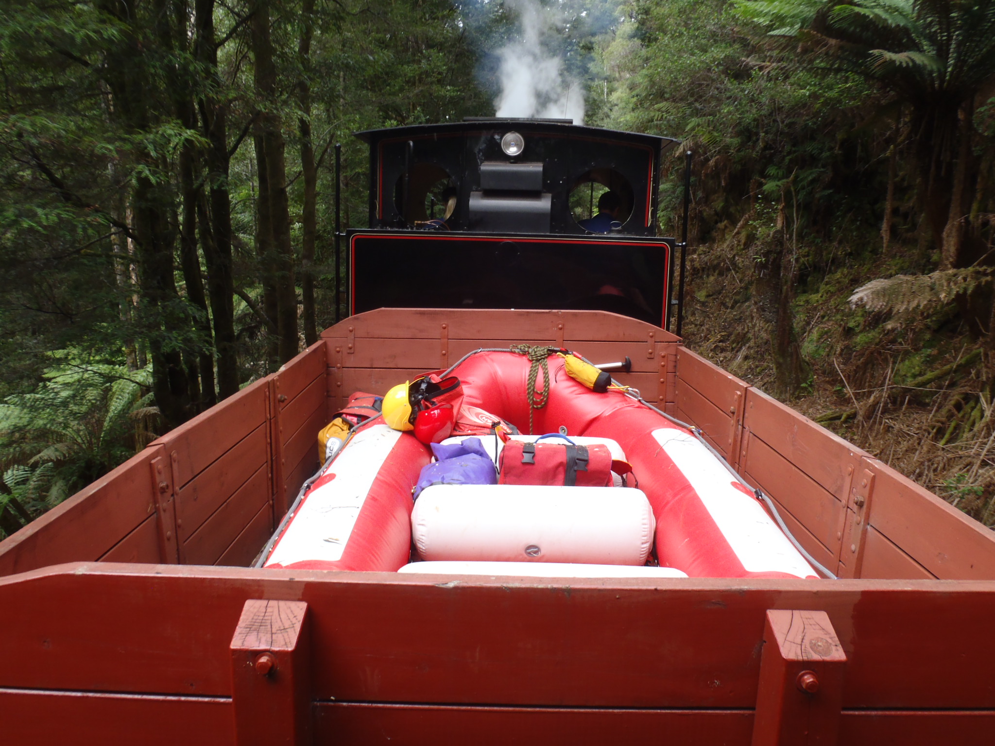 KING RIVER GORGE RAFT AND STEAM EXPERIENCE