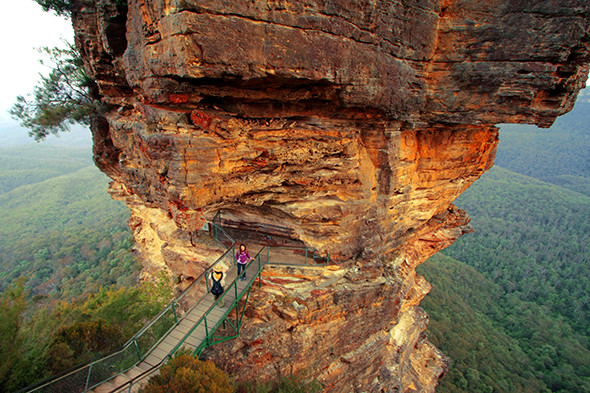 Ultimate Blue Mountains  - Fully Inclusive Private Day Tour with Featherdale Wildlife Park, Scenic World and the Three Sisters