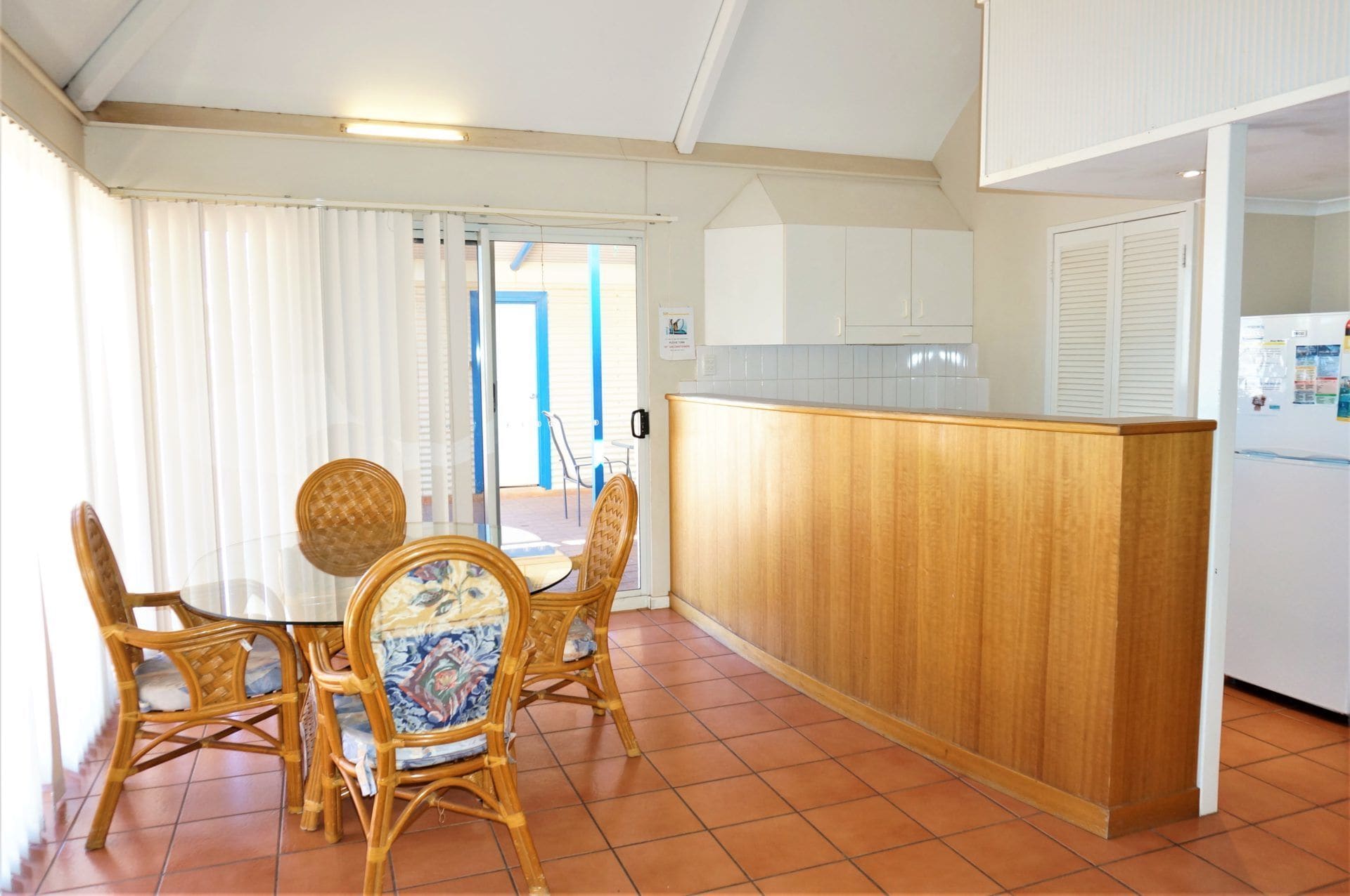 Osprey Holiday Village Unit 123 - Light and Airy Fully Self Contained Apartment