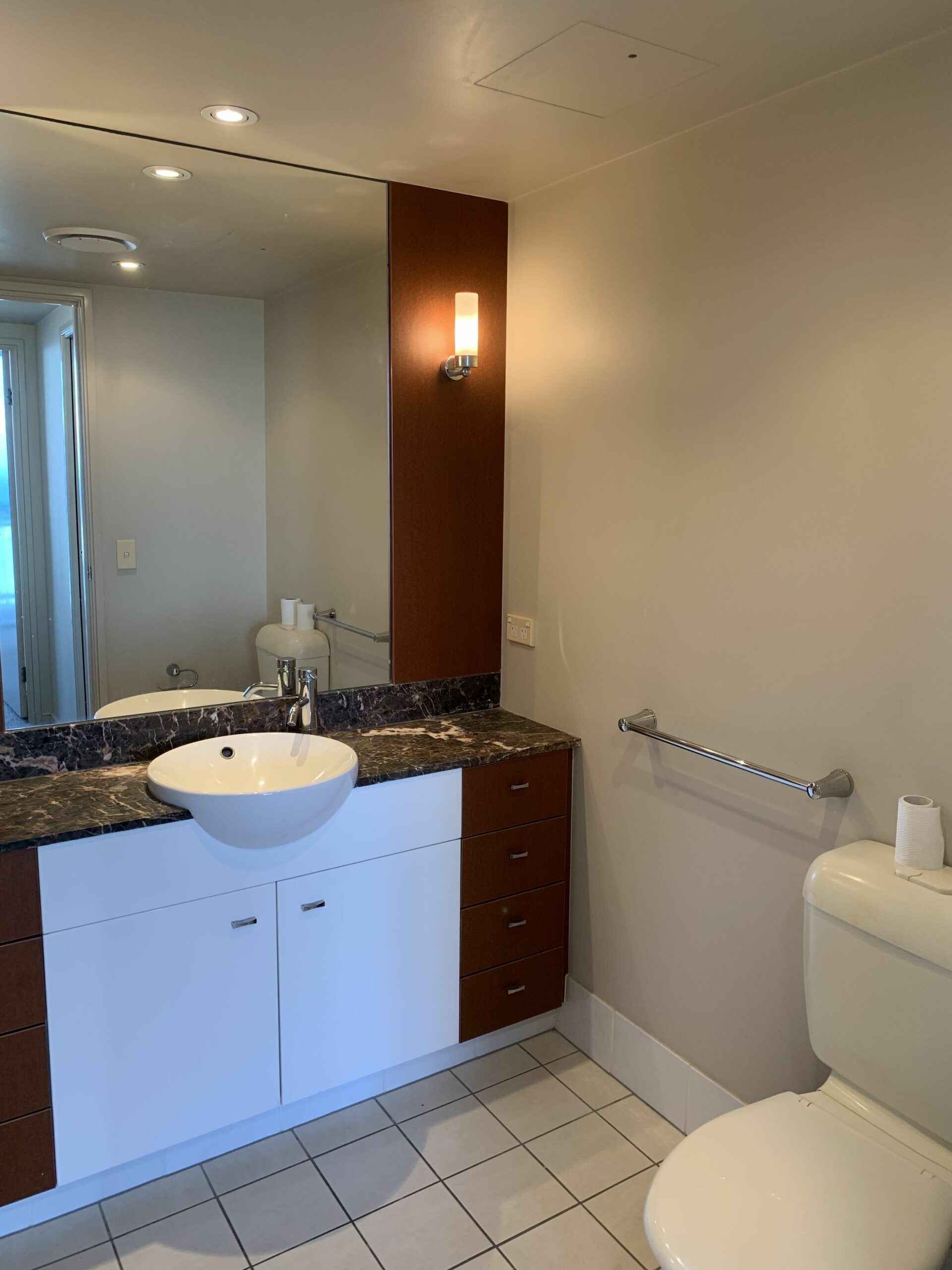 Chevron Renaissance Private Apartments