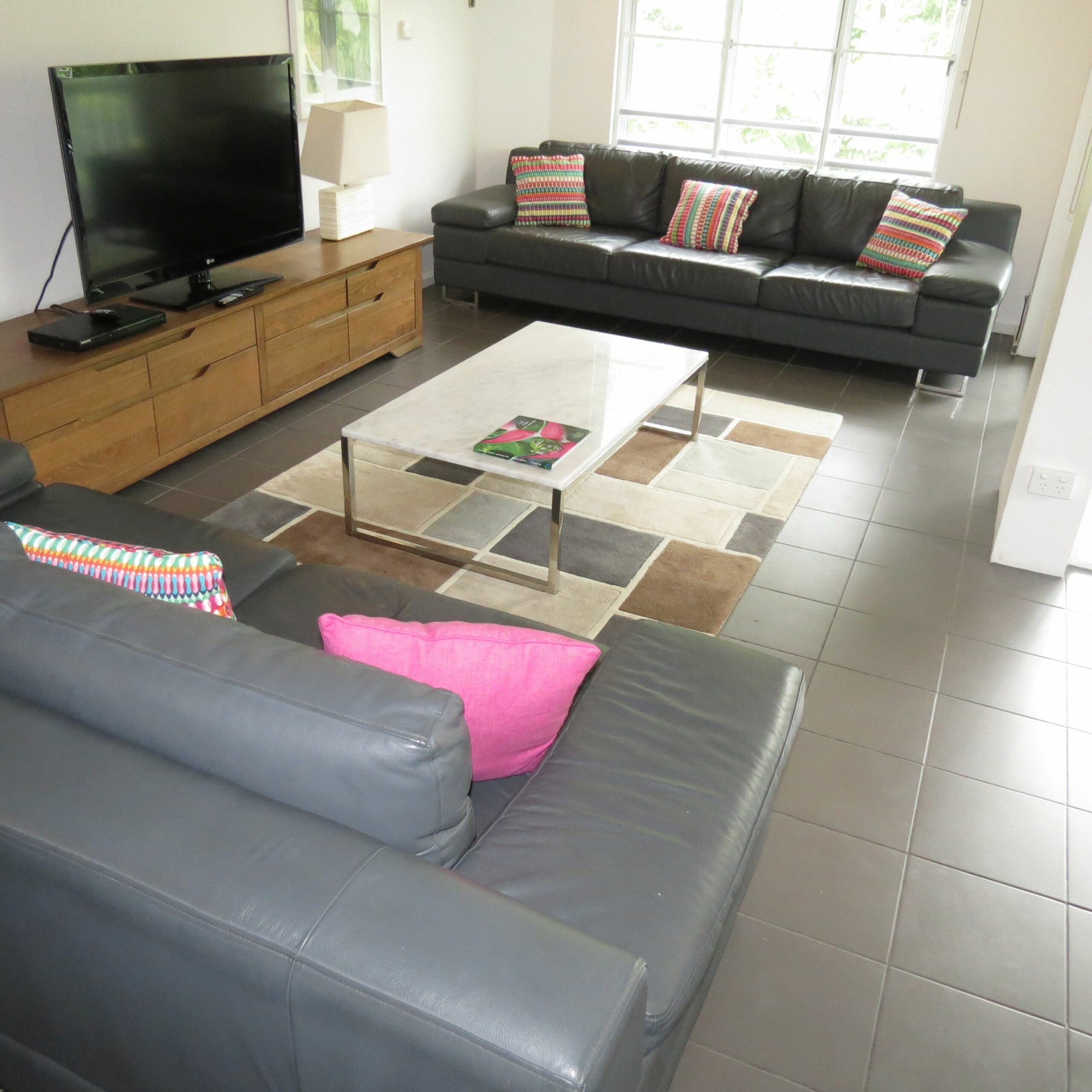 Port Douglas Outrigger Holiday Apartments