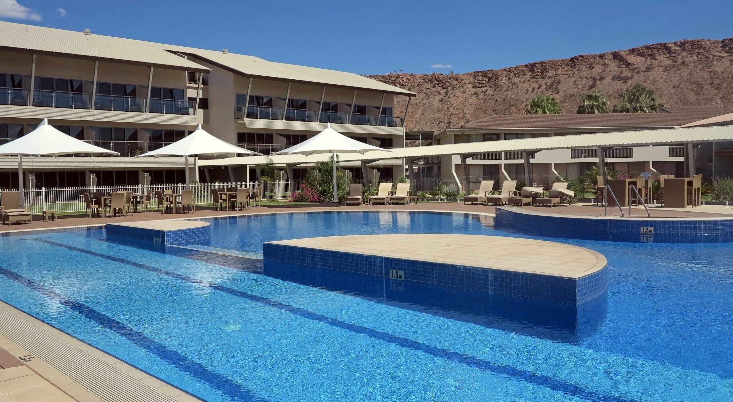 Crowne Plaza Alice Springs Lasseters