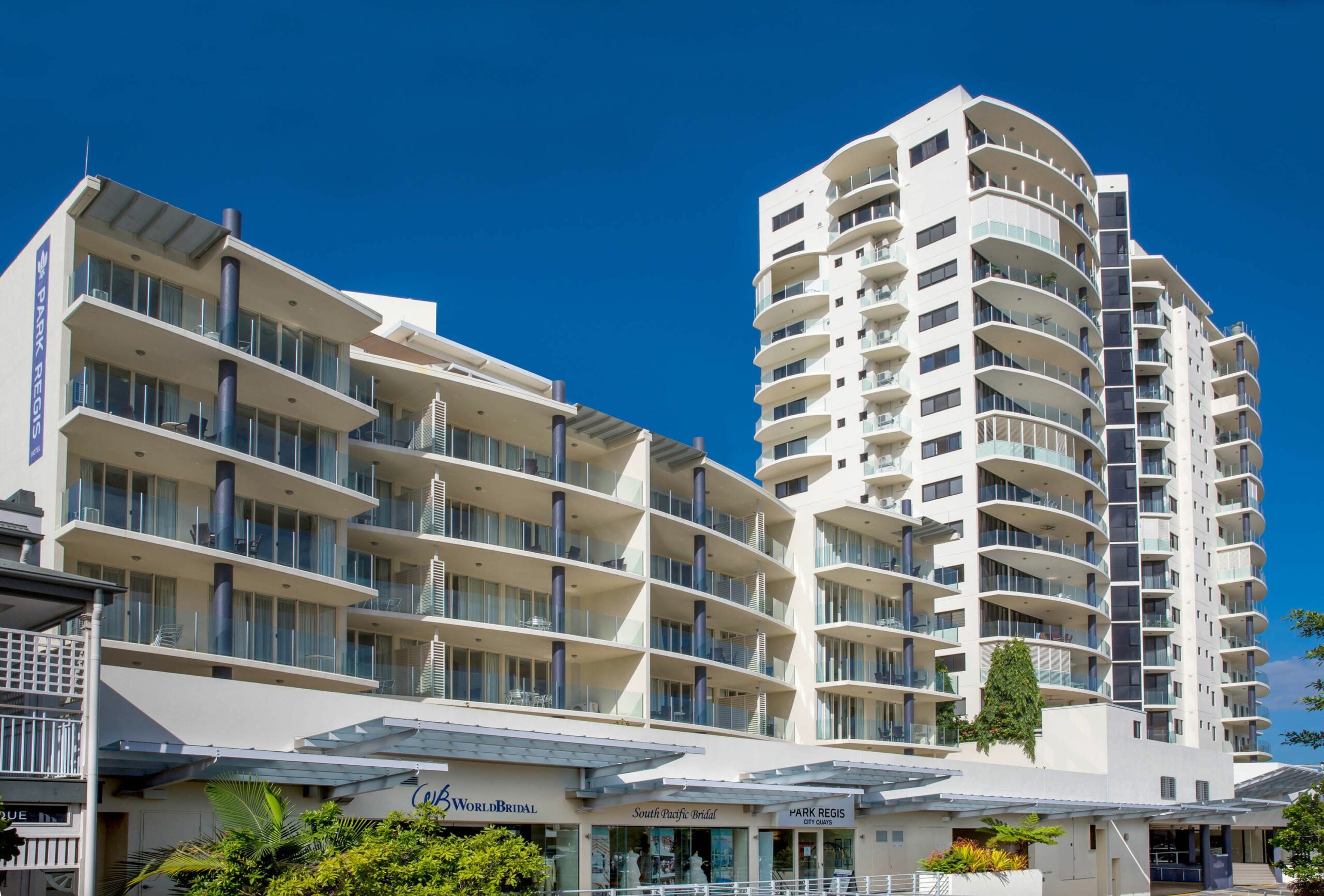 Piermonde Apartments - Cairns