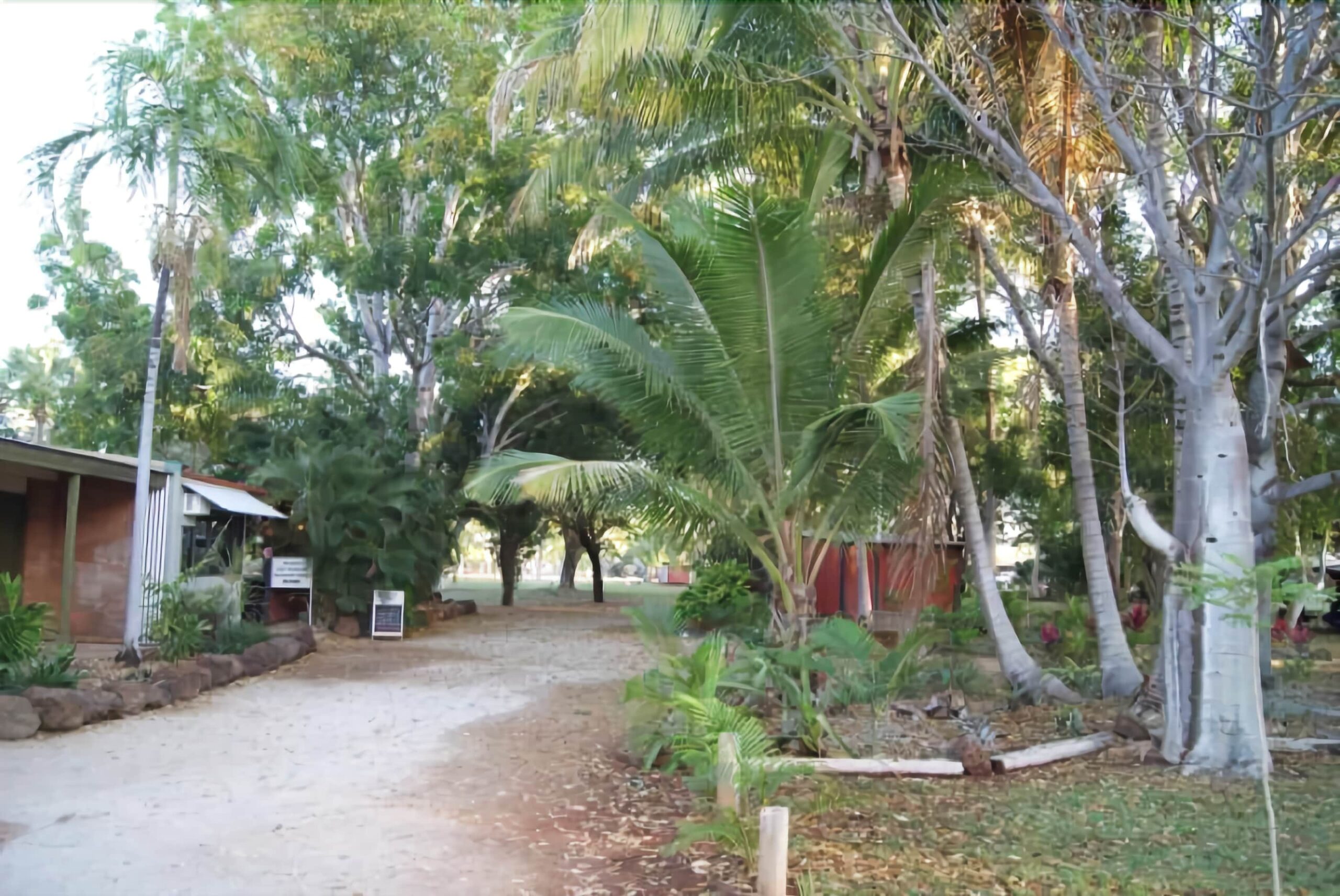 Territory Manor Motel & Caravan Park