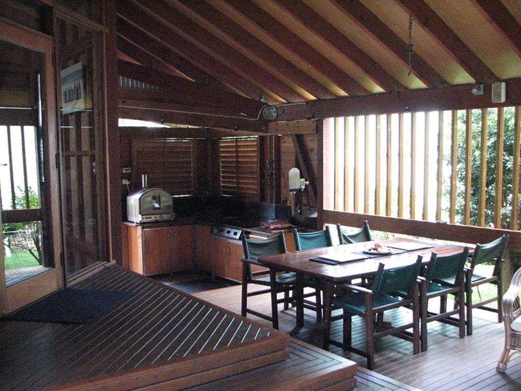 Drift on the front at Bulwer -  Open Timber comfort.