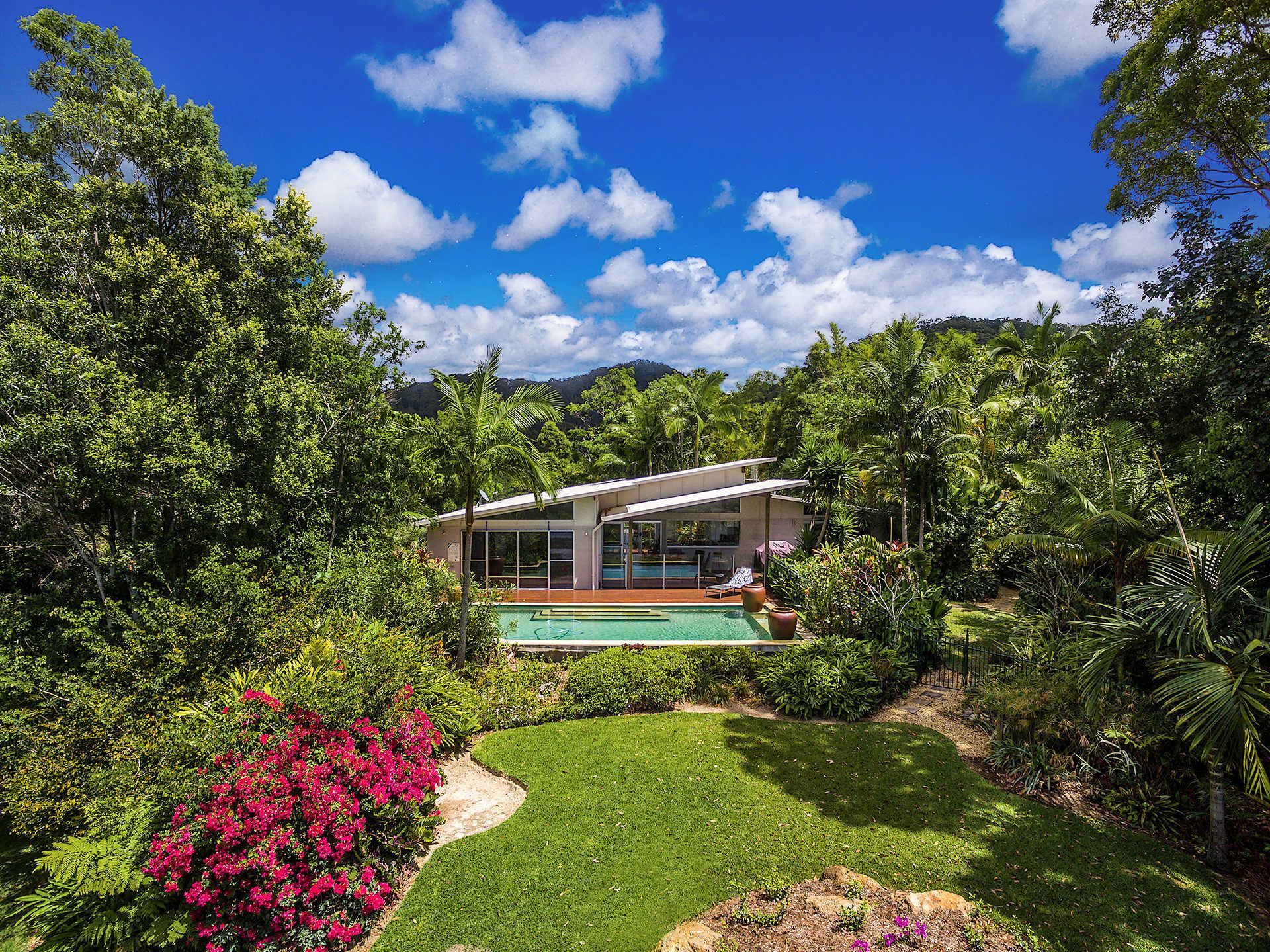 Rosewood House - sweeping ocean views