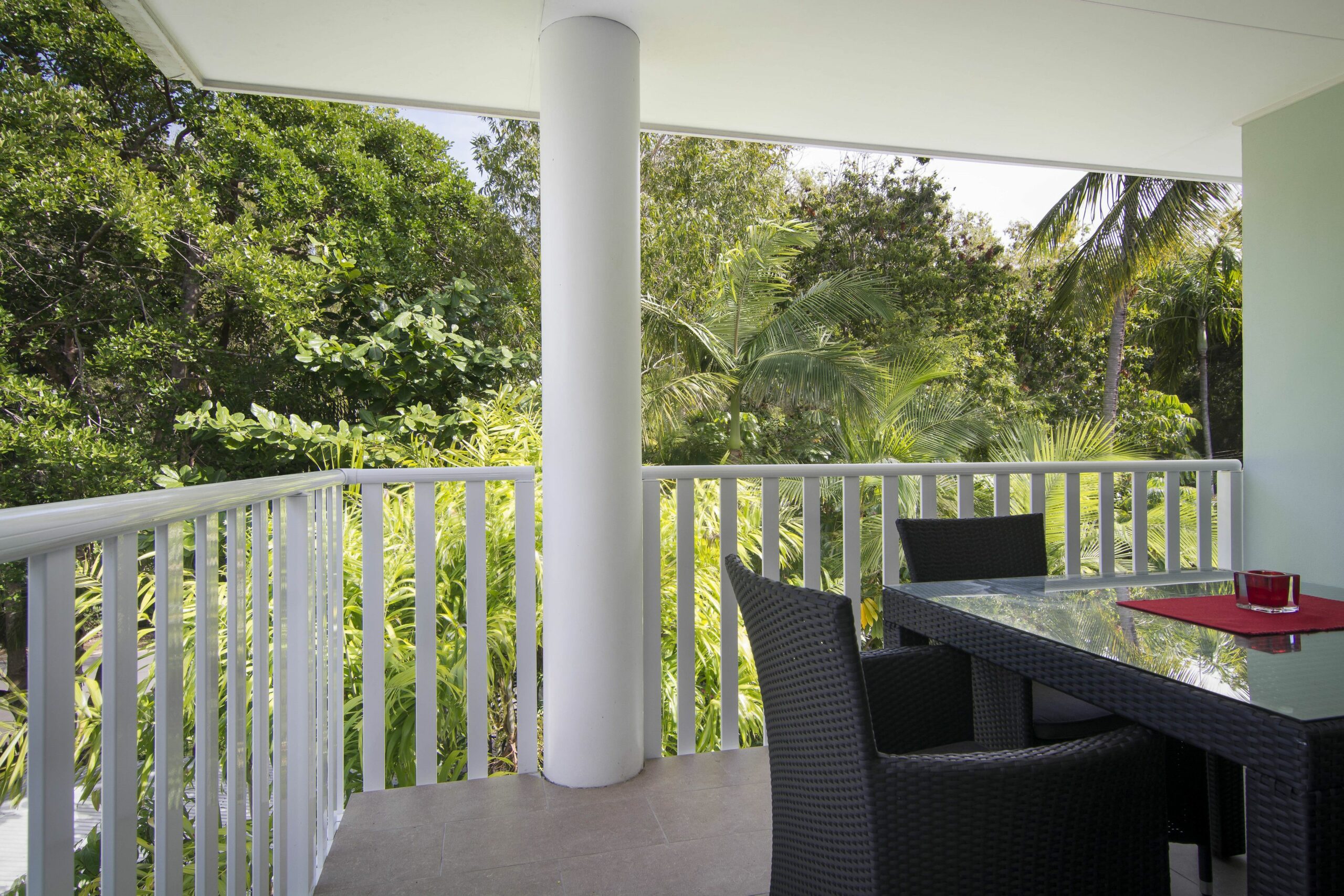 Port Douglas Outrigger Holiday Apartments