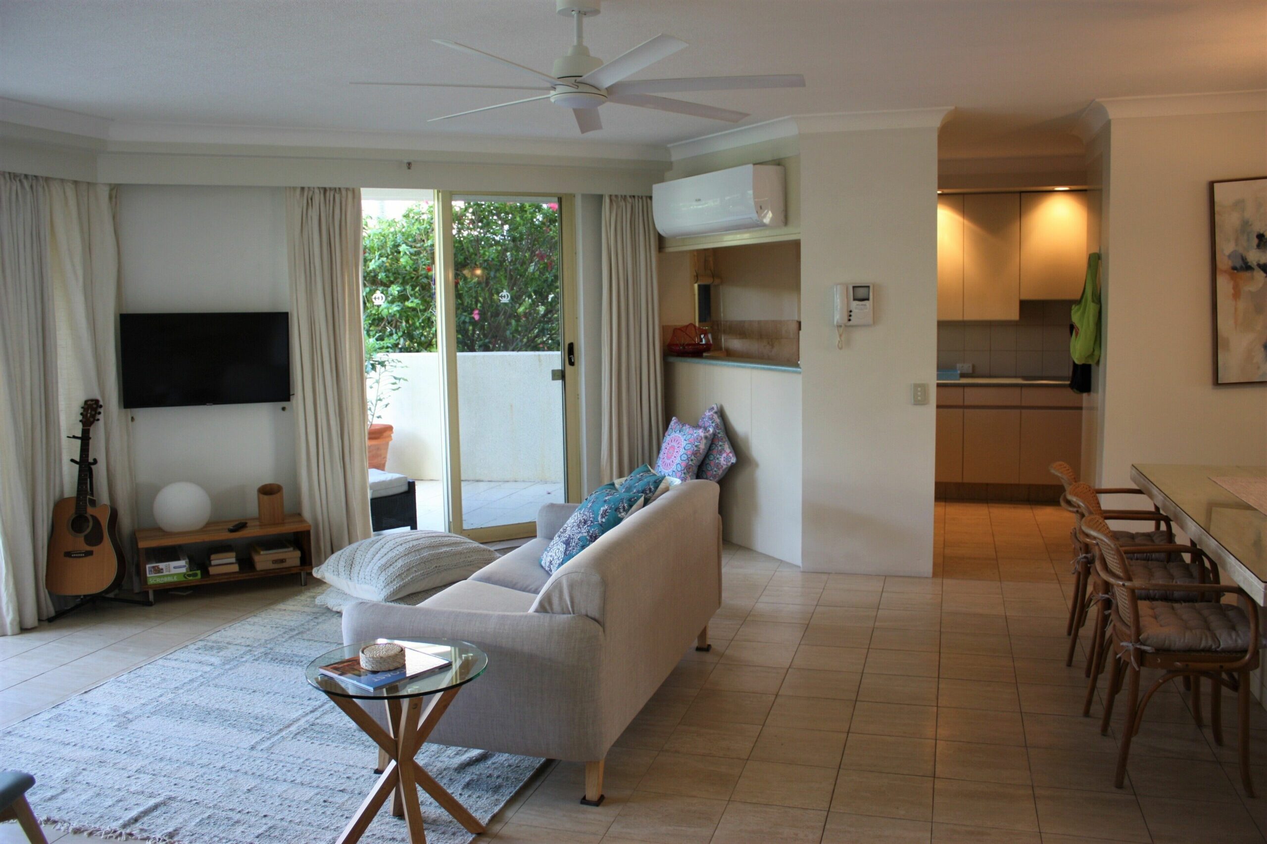 Contessa Holiday Apartments