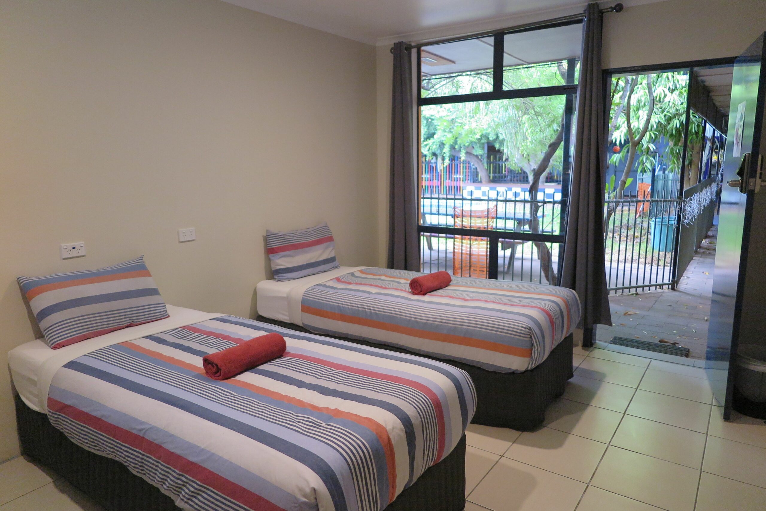 Jump Inn Alice Budget Accommodation