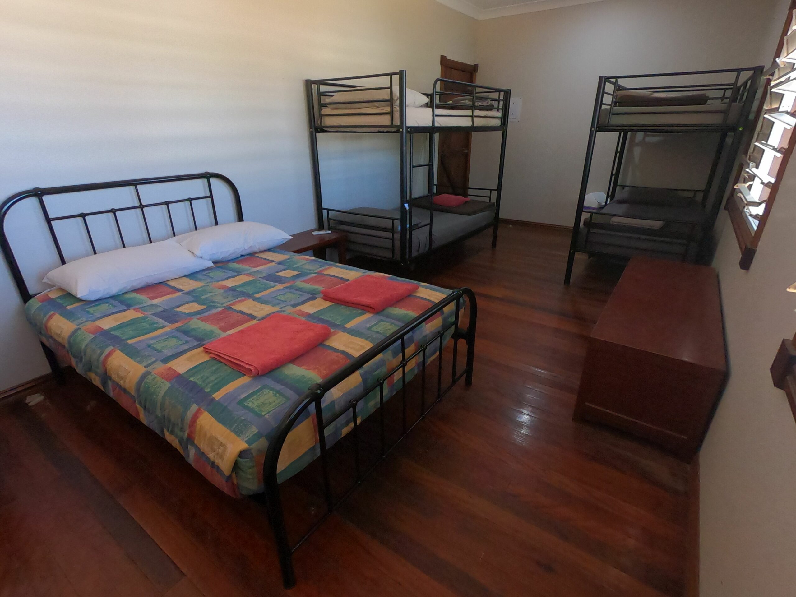 Kimberley Travellers Lodge - Hostel