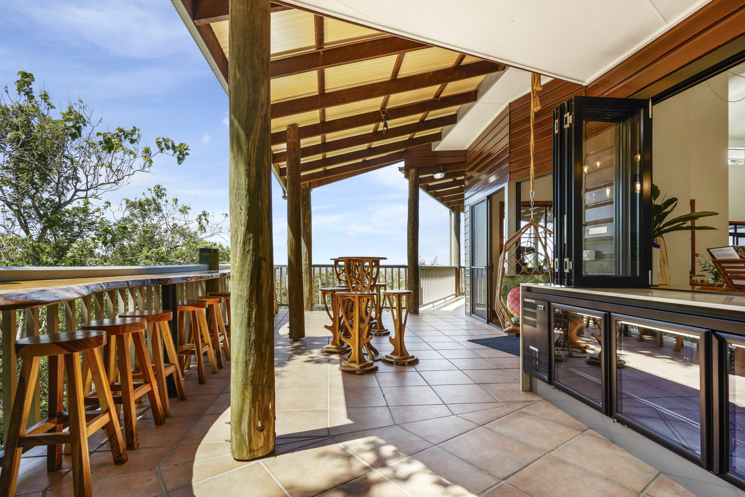 Aquila Retreat Mansion - Sleeps 30 - Covidsafe Events are Allowed