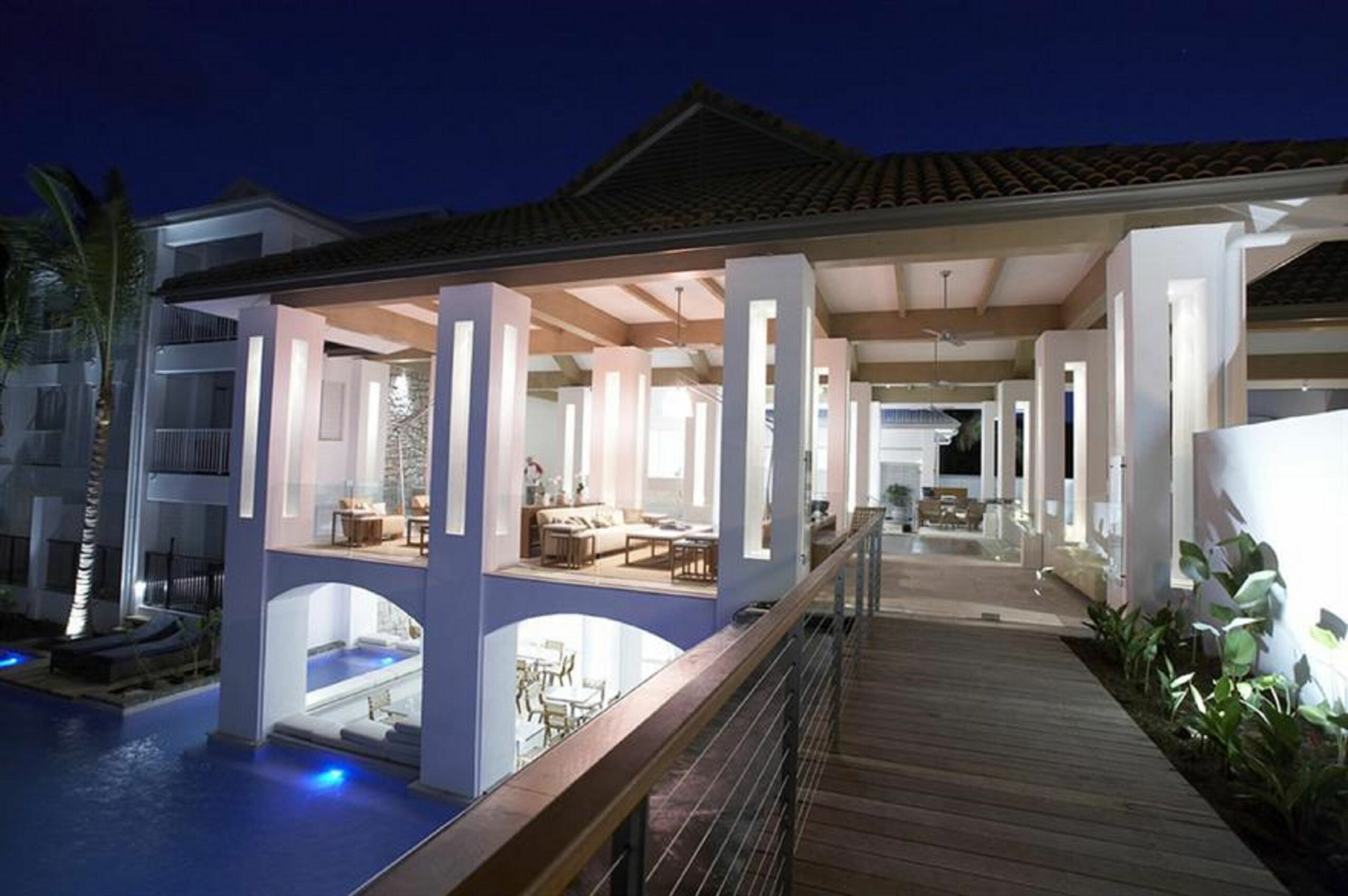 Beach Club Port Douglas 3 Bedroom Luxury Apartment