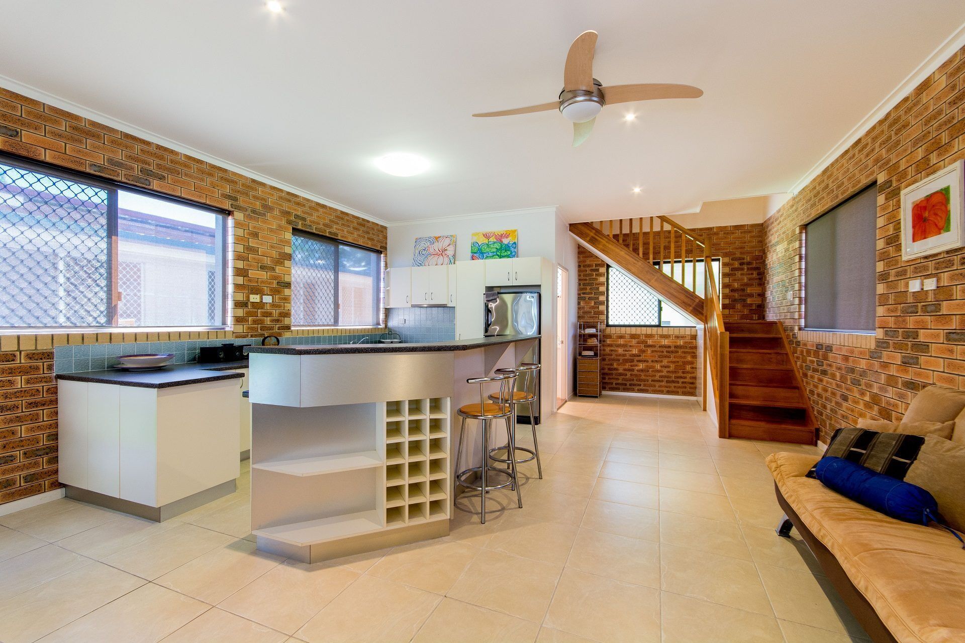 Magical Holiday Home - Welsby Pde, Bongaree