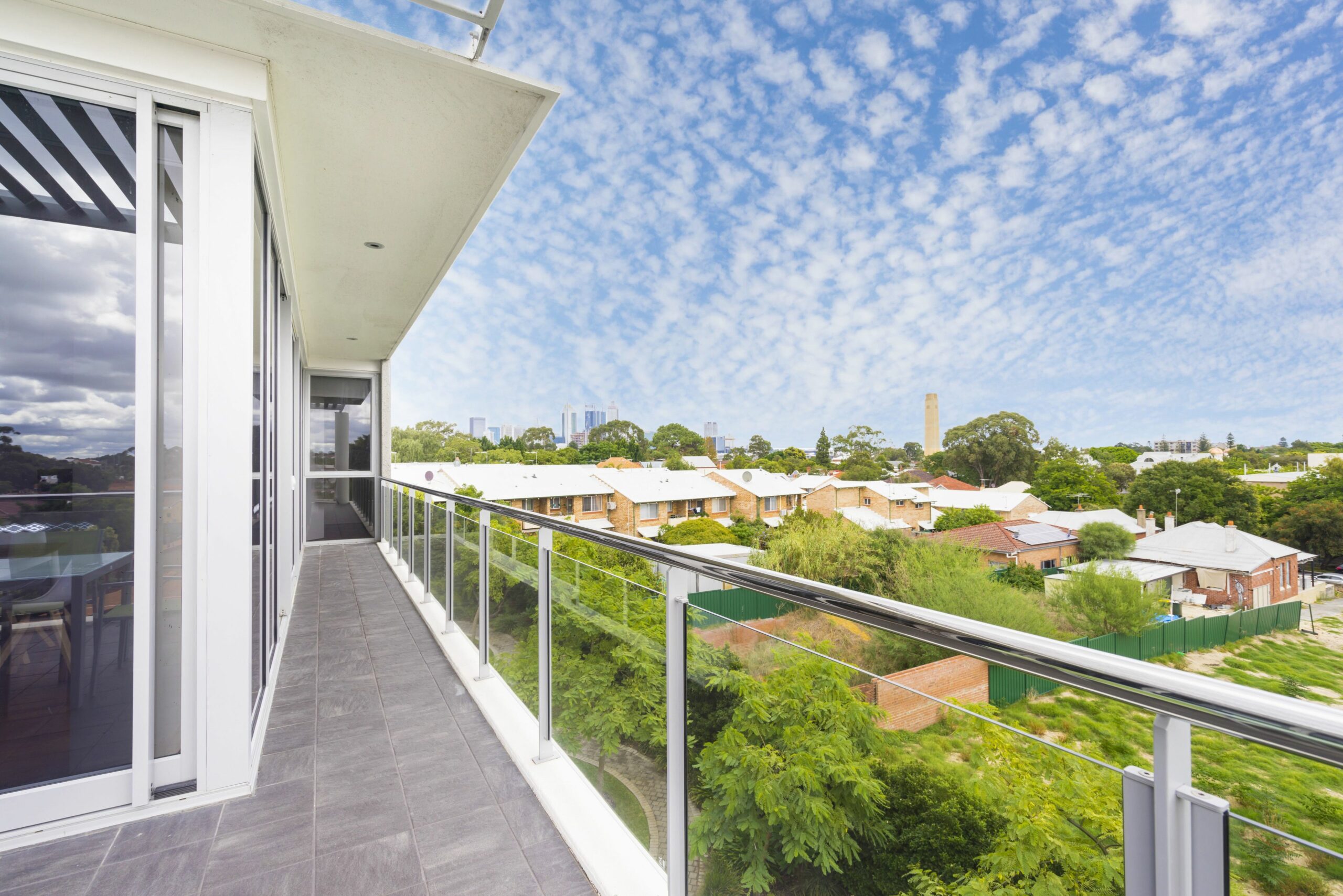 Luxury Modern Double Ensuite Apartment