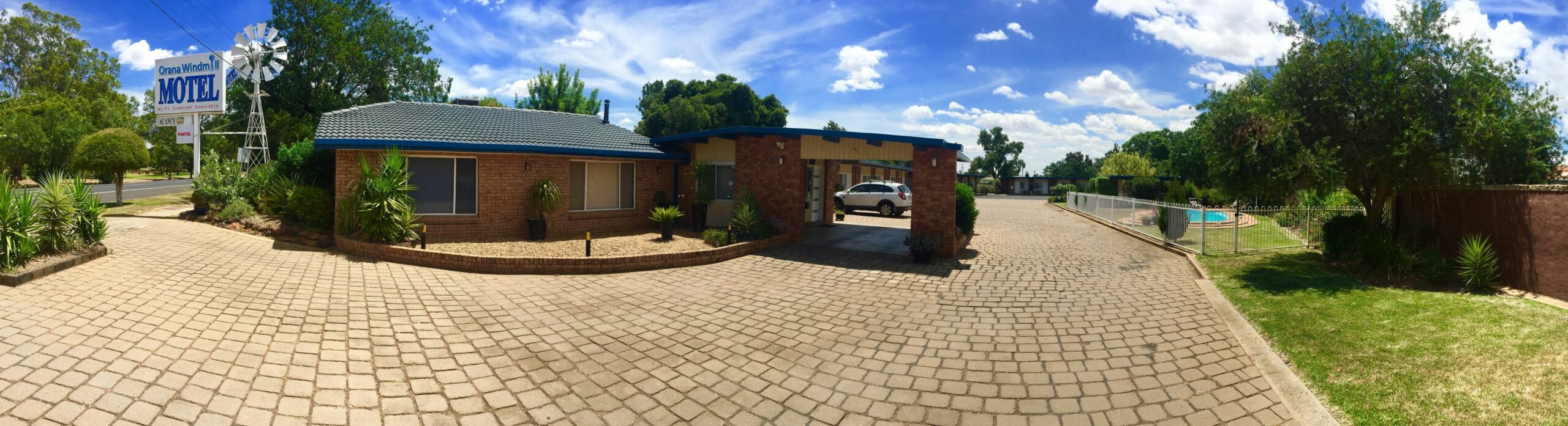 Orana Windmill Motel