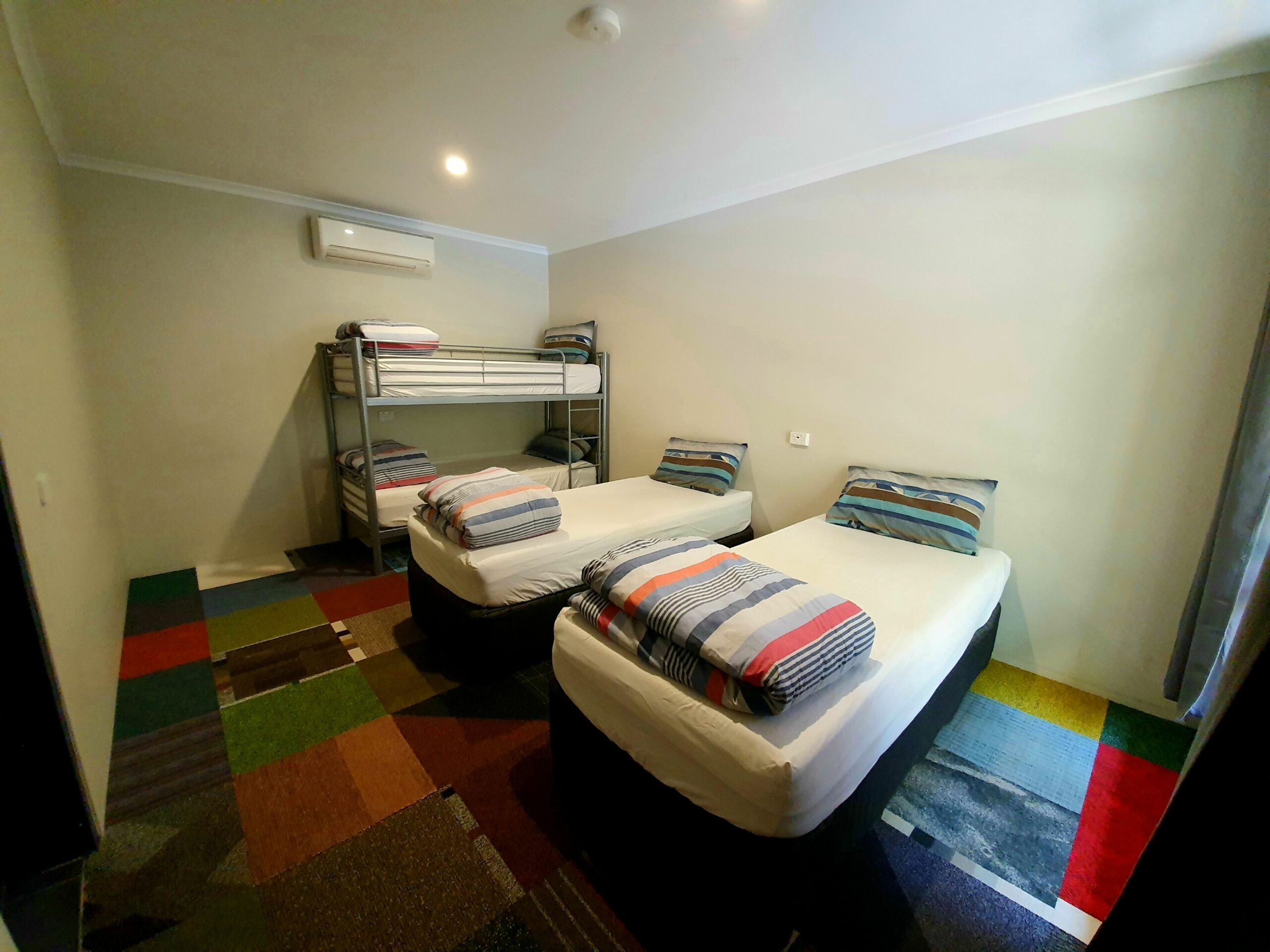 Jump Inn Alice Budget Accommodation