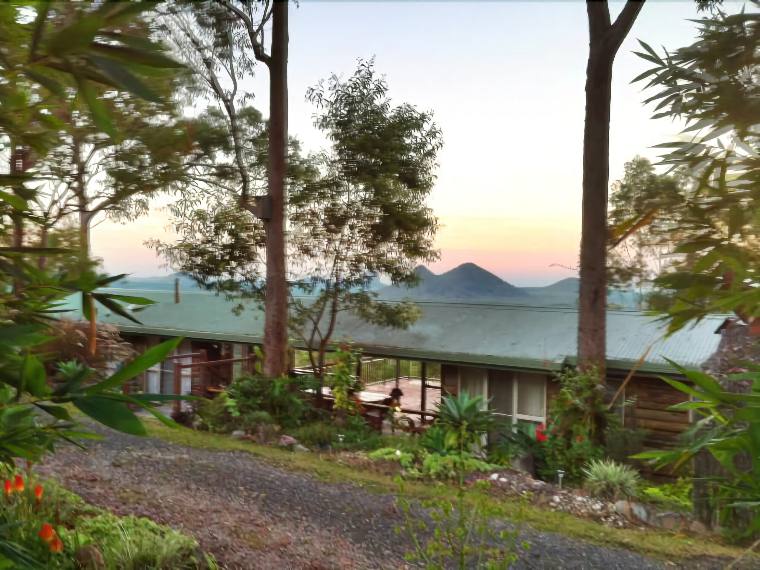 Uluramaya Retreat Cabins