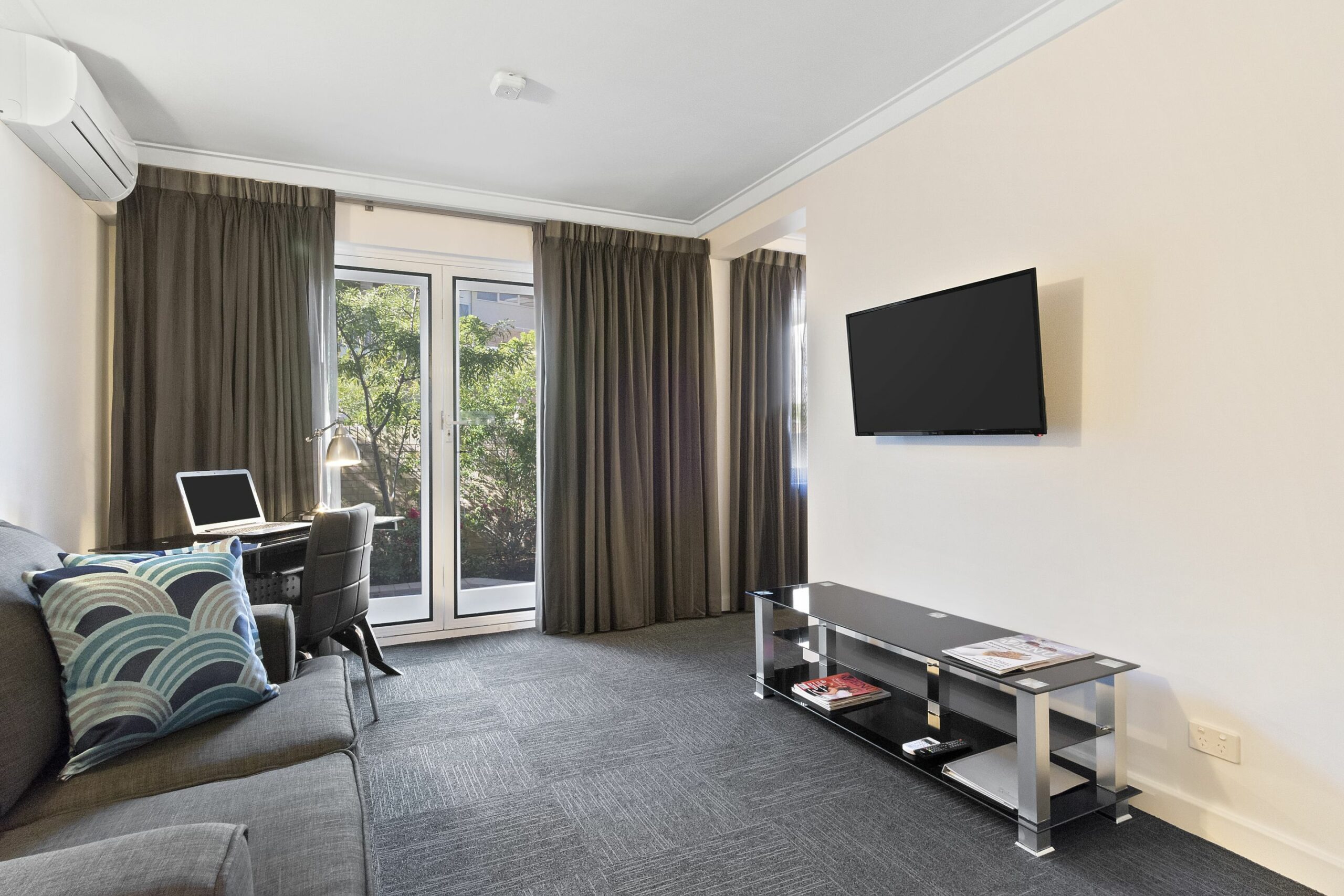 The Peninsula Riverside Serviced Apartments