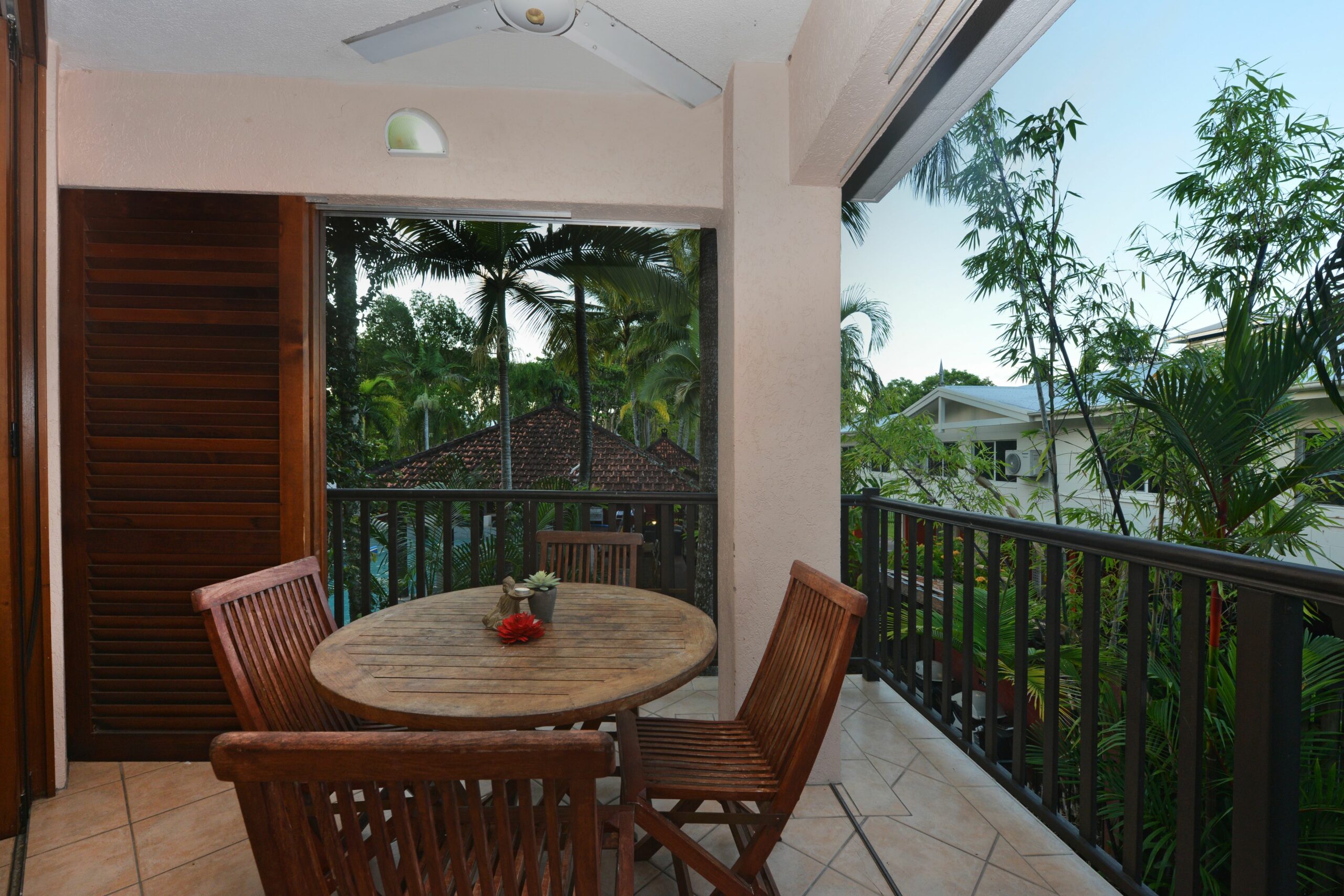 Seascape Holidays- Hibiscus Apartment