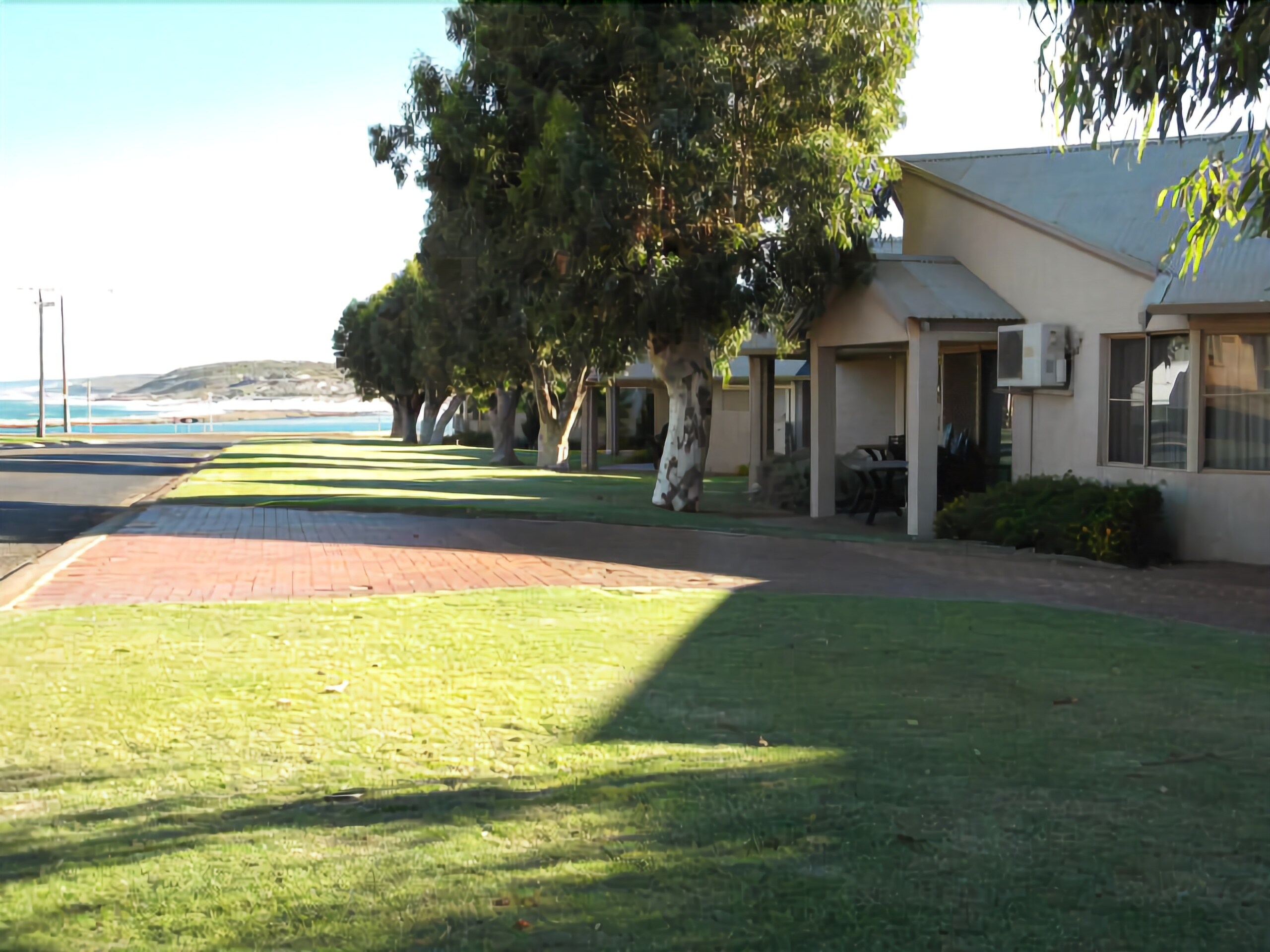 Pelican Shore Villas