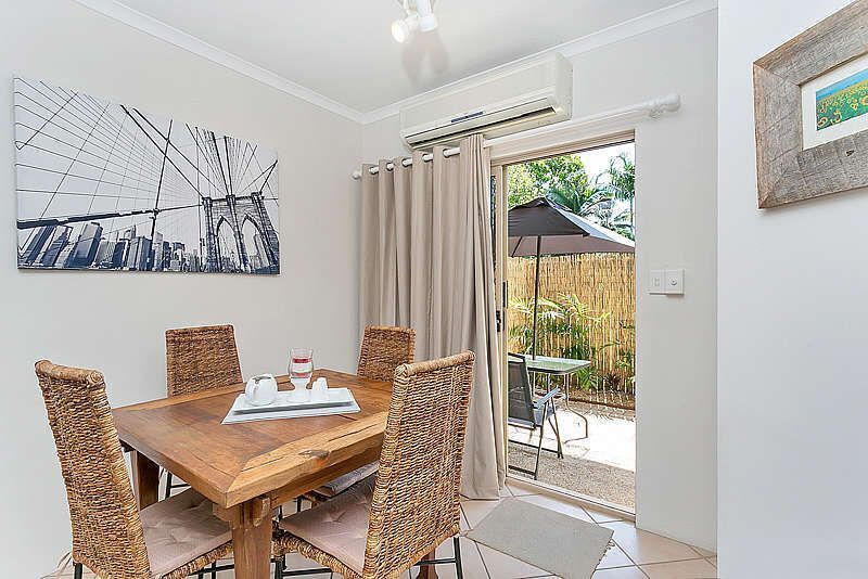 Hill Street Mews - One Bedroom Townhouse