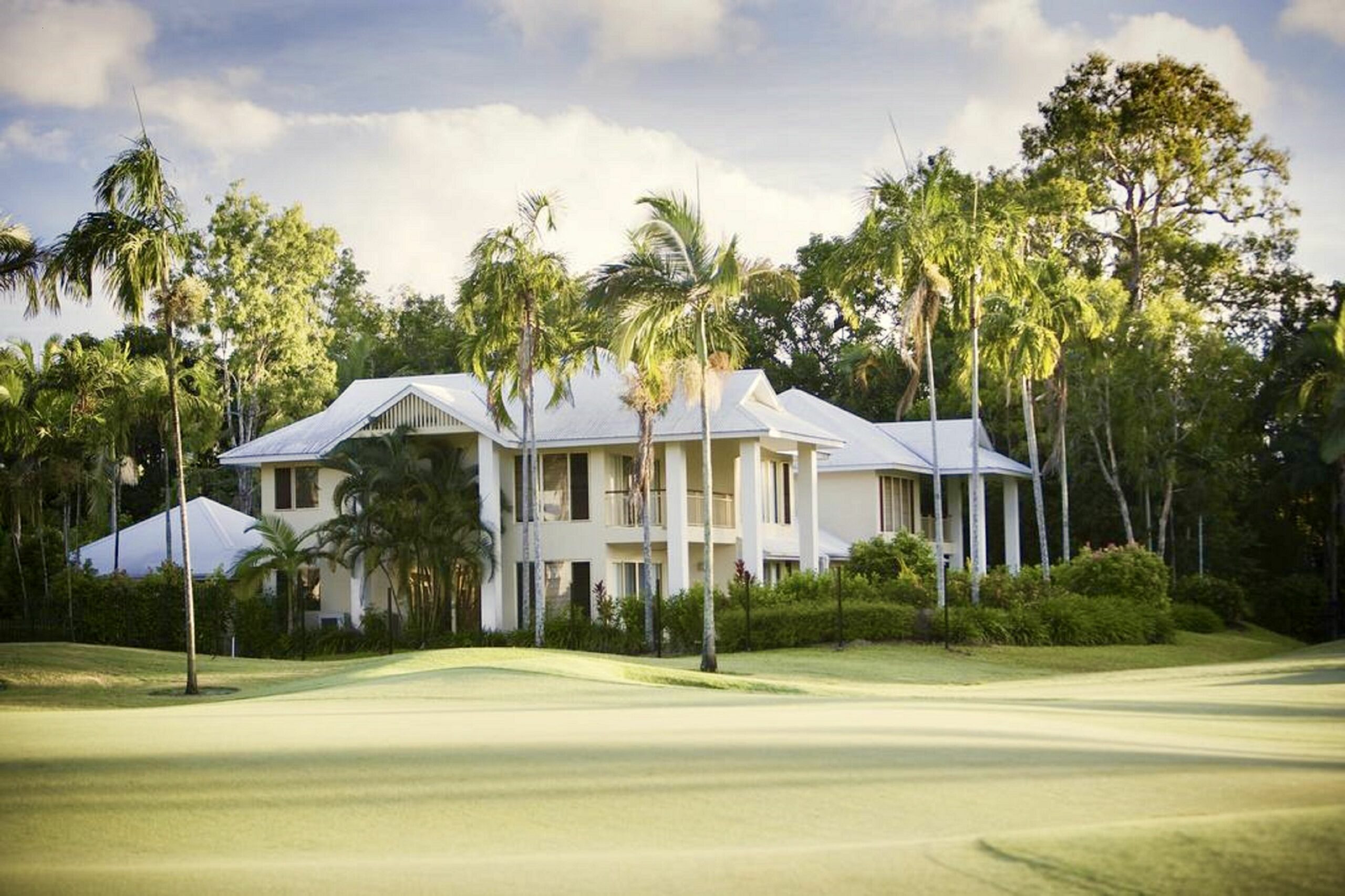 Paradise Links Port Douglas Luxury Villa