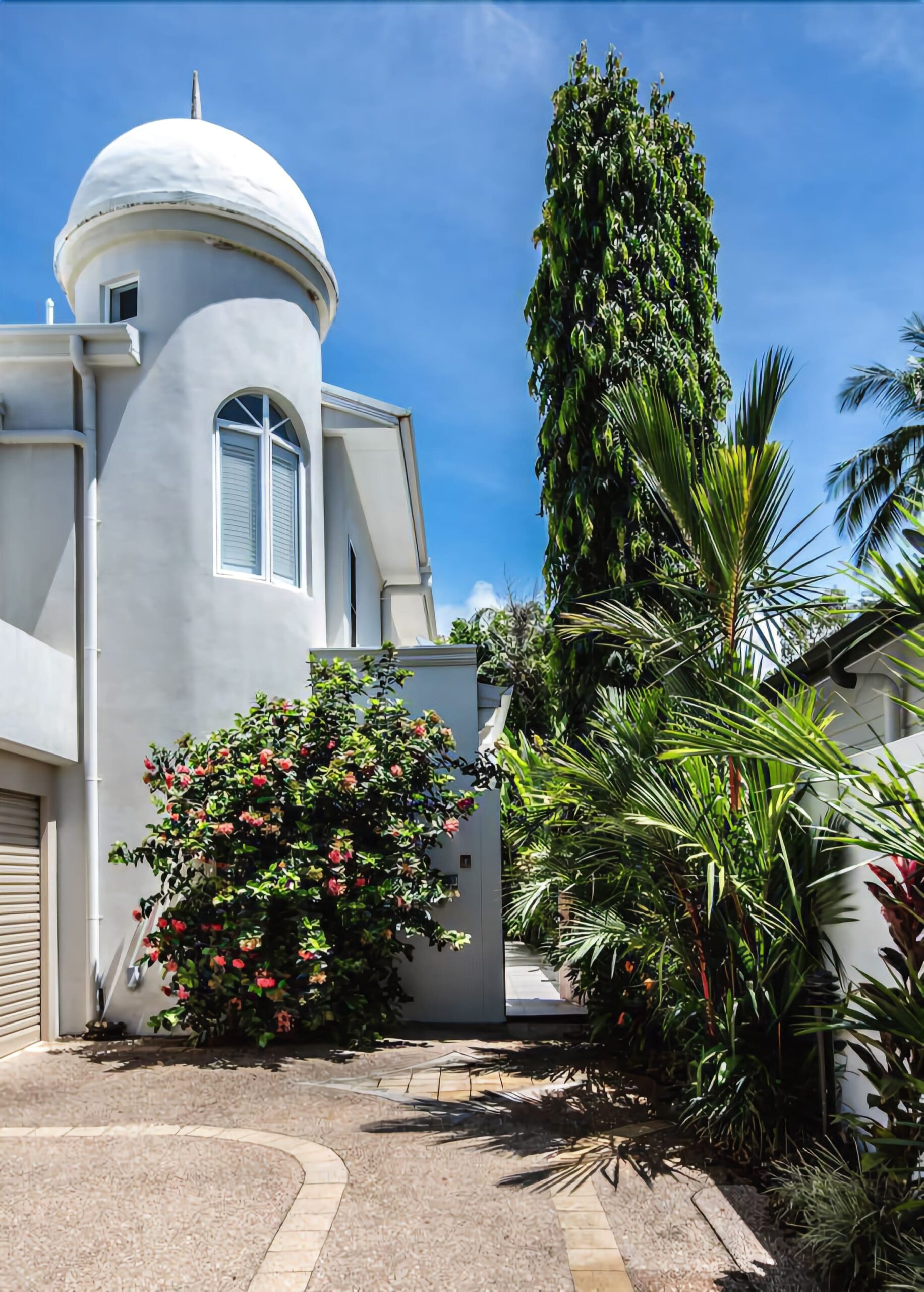 Stunning Sands Villa on the Beachfront @ Port Douglas