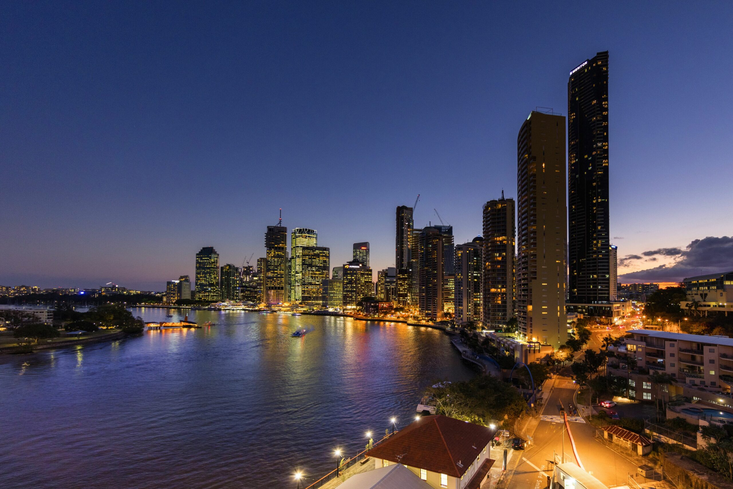 Meriton Suites Adelaide Street, Brisbane