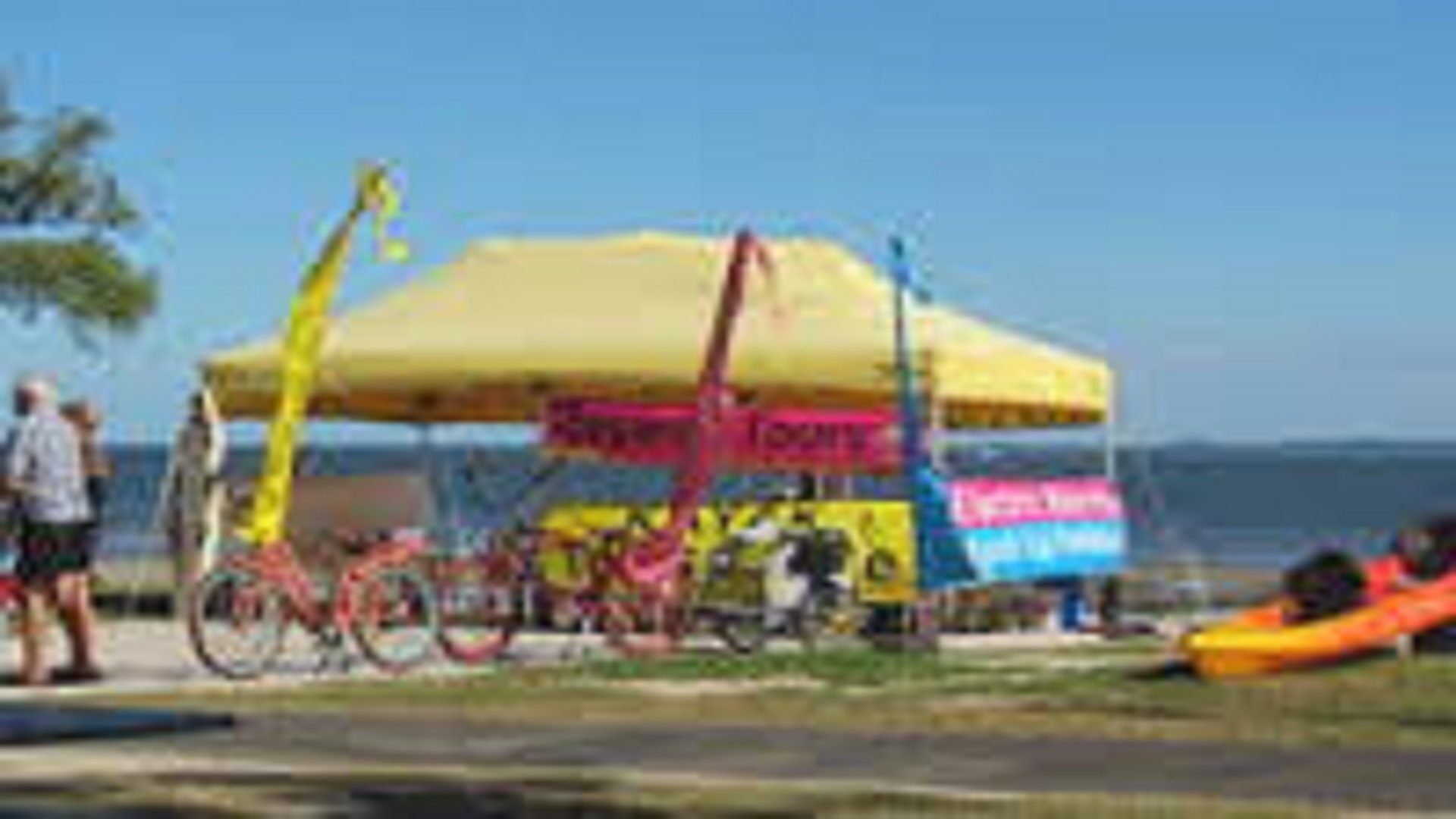 Close to Water, Restaurants and Clubs, Toorbul St, Bongaree