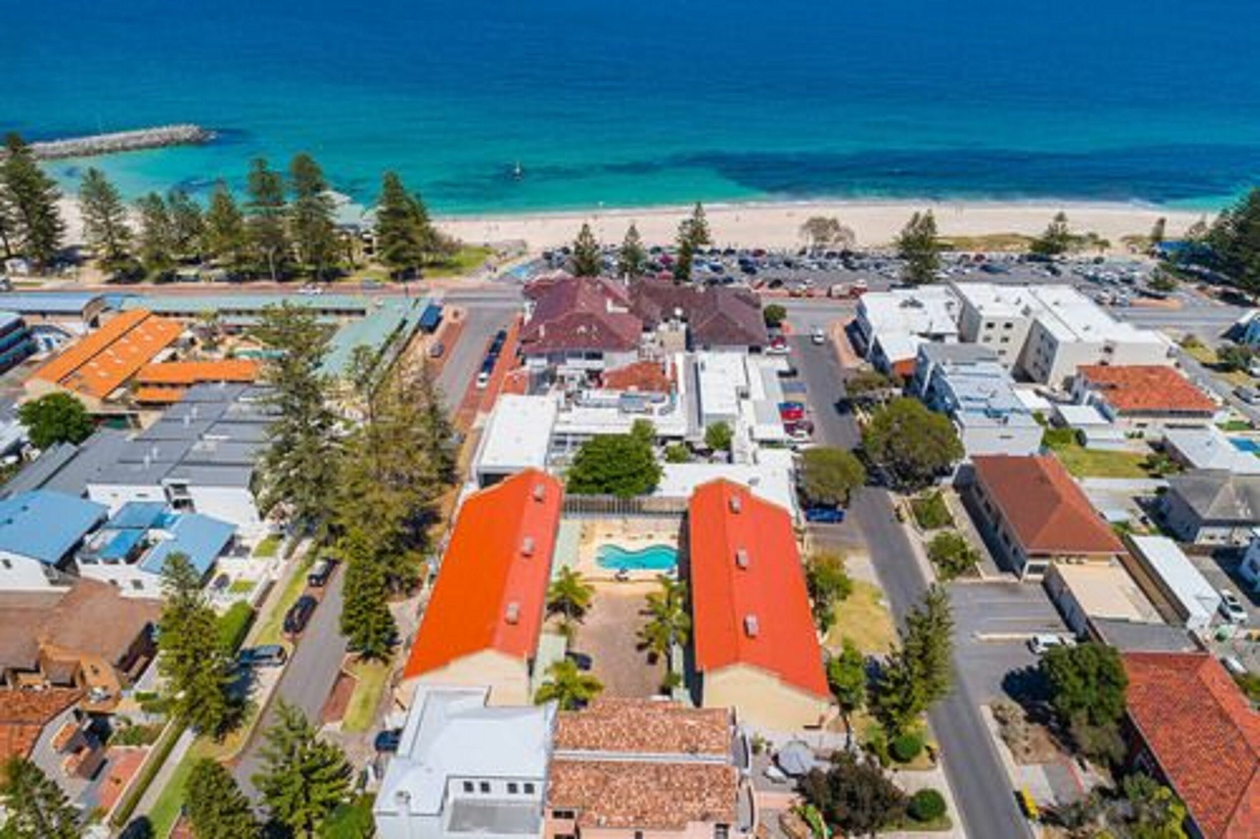 Cottesloe Beach Chalets