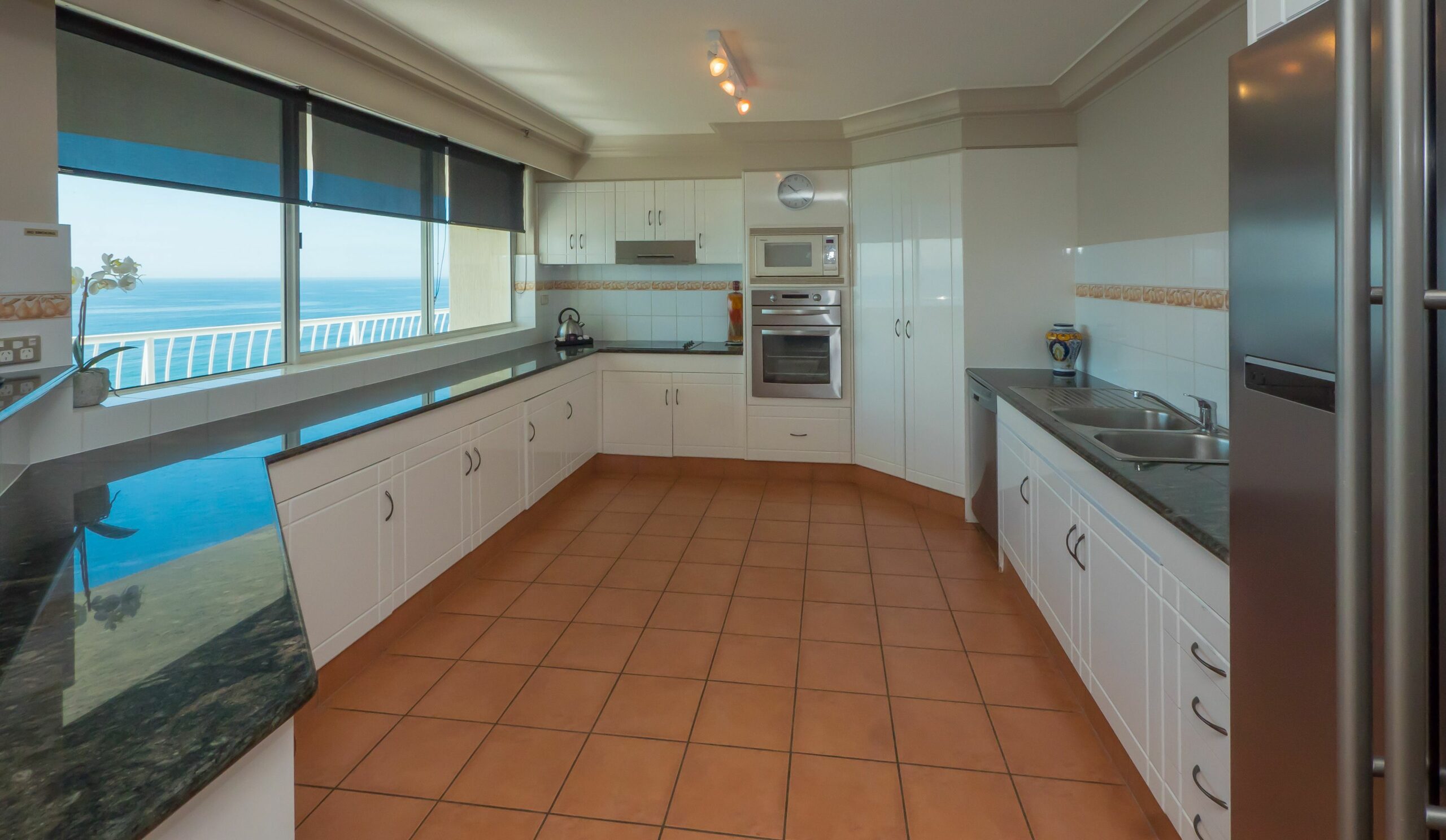 Burleigh Surf Apartments