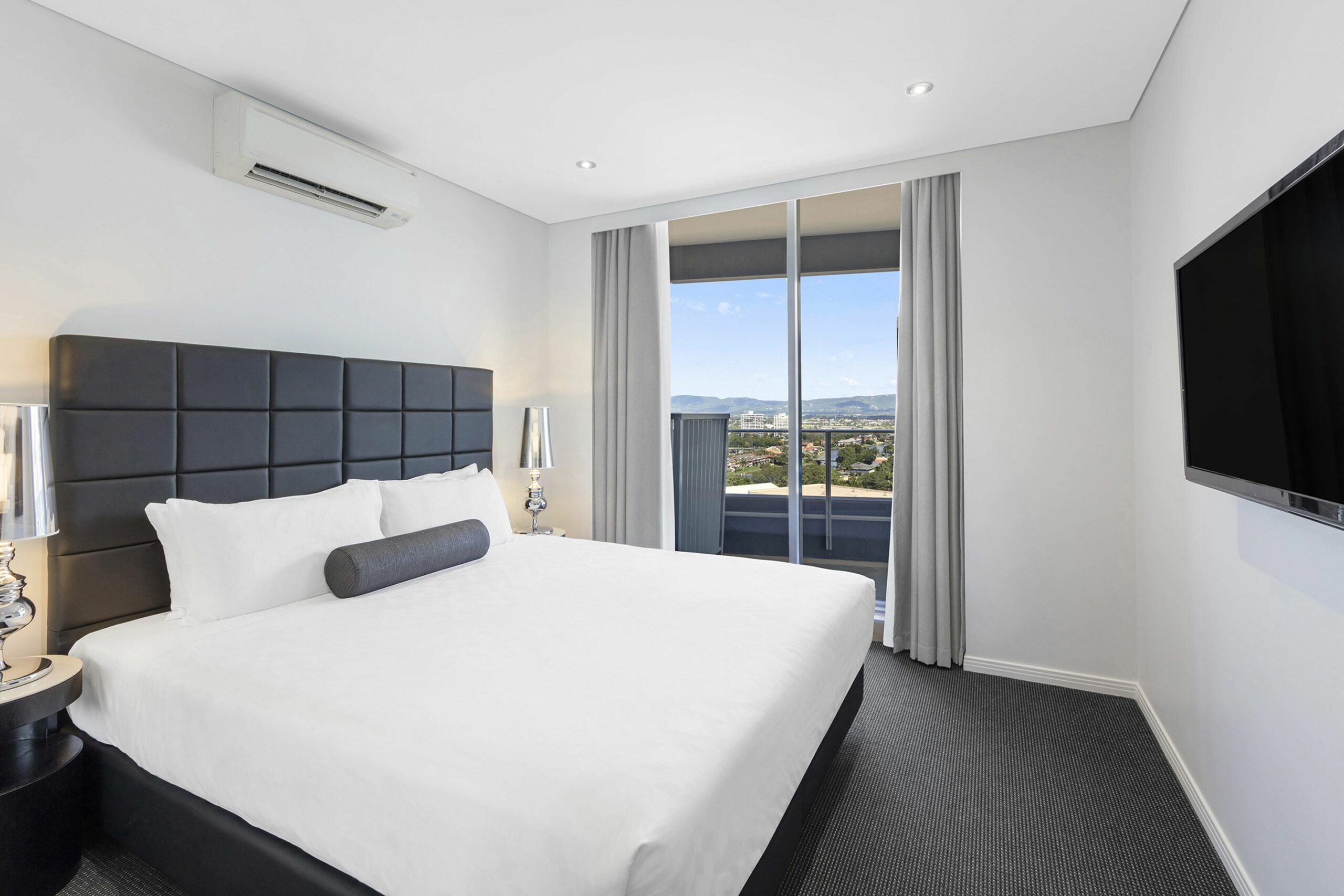 Meriton Suites Broadbeach, Gold Coast