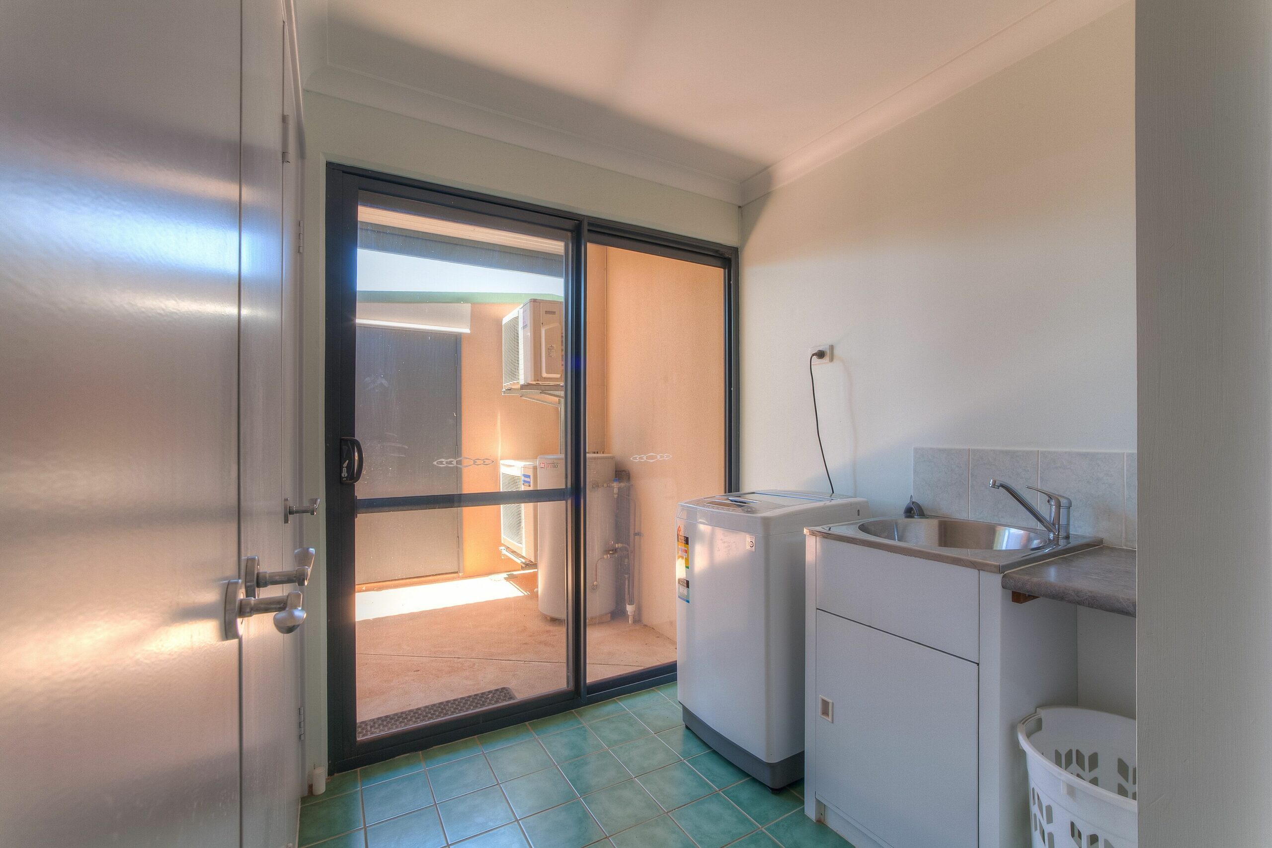 Ningaloo Breeze Villa 4