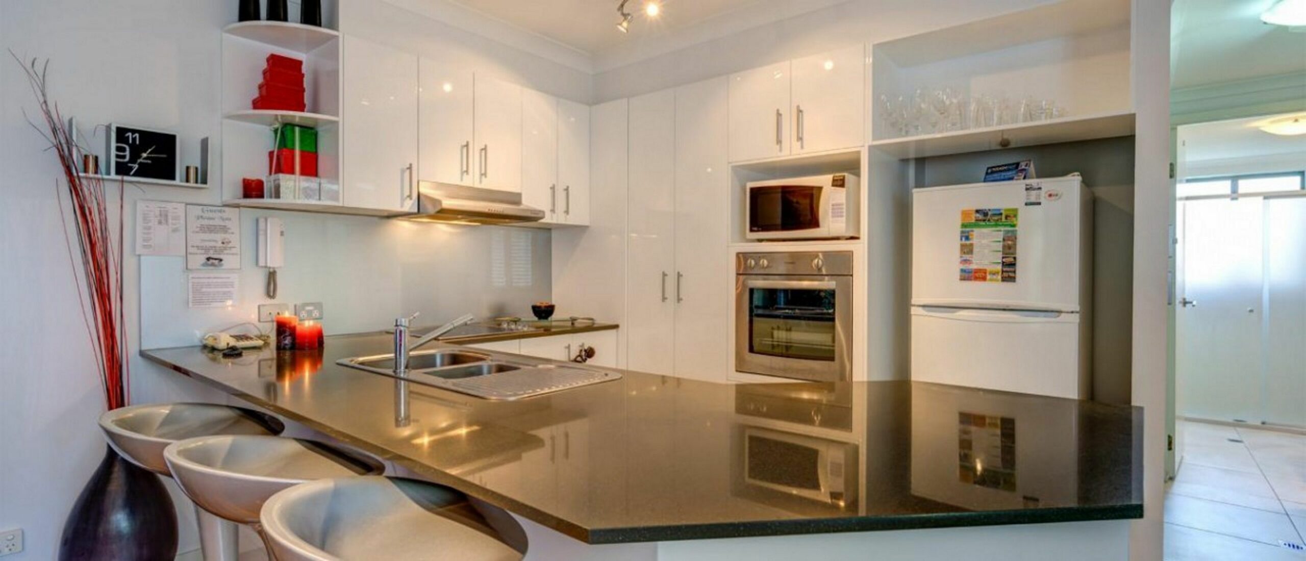 Currumbin Sands Holiday Apartments