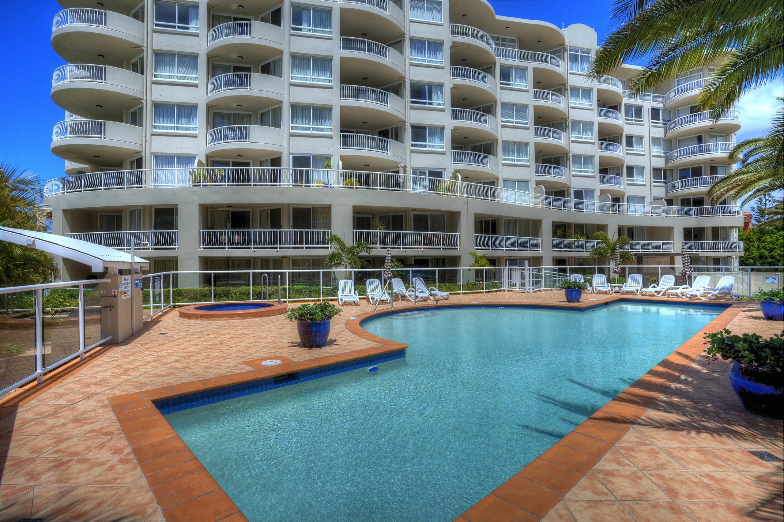 Kirra Beach Apartments