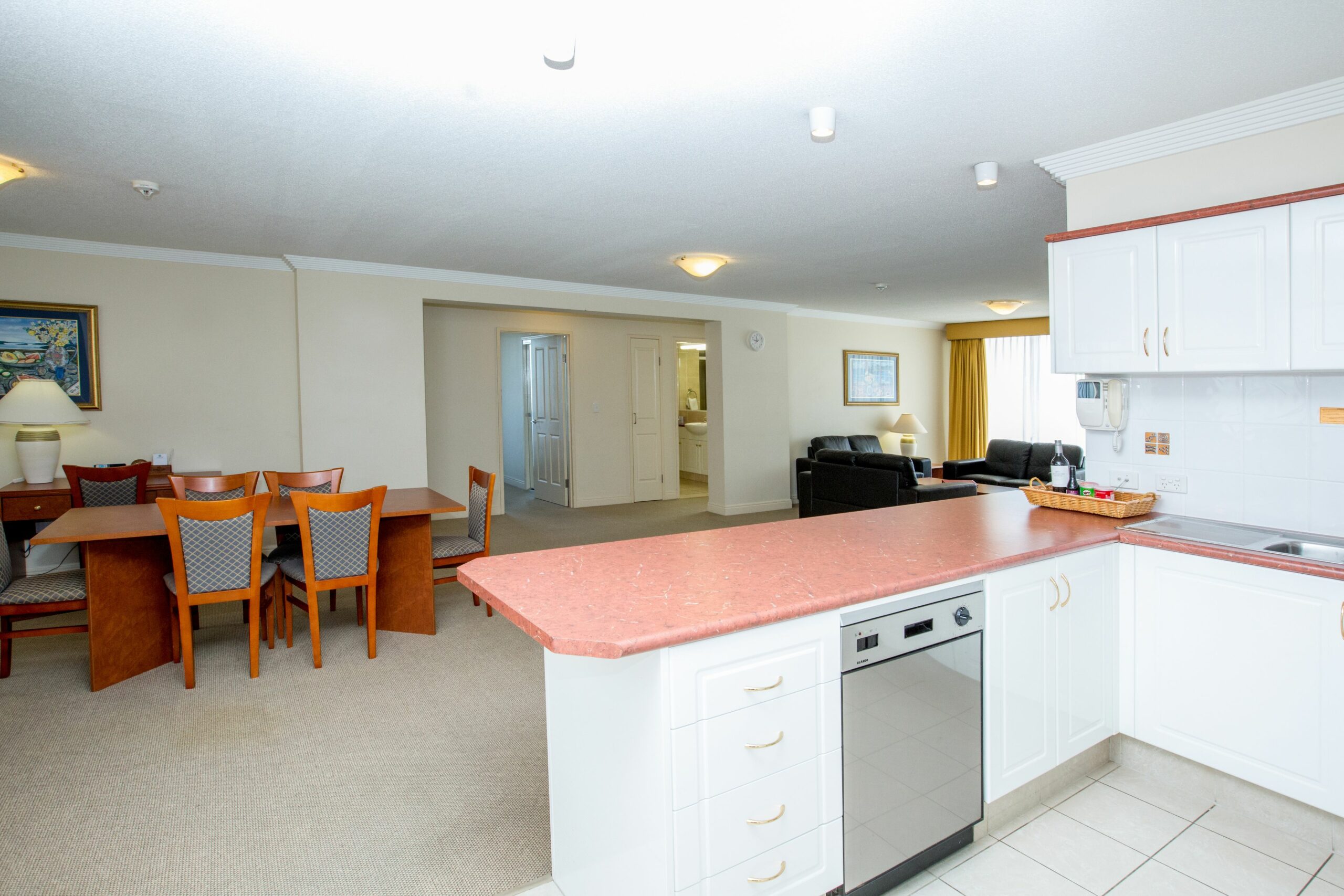 Springwood Tower Apartment Hotel