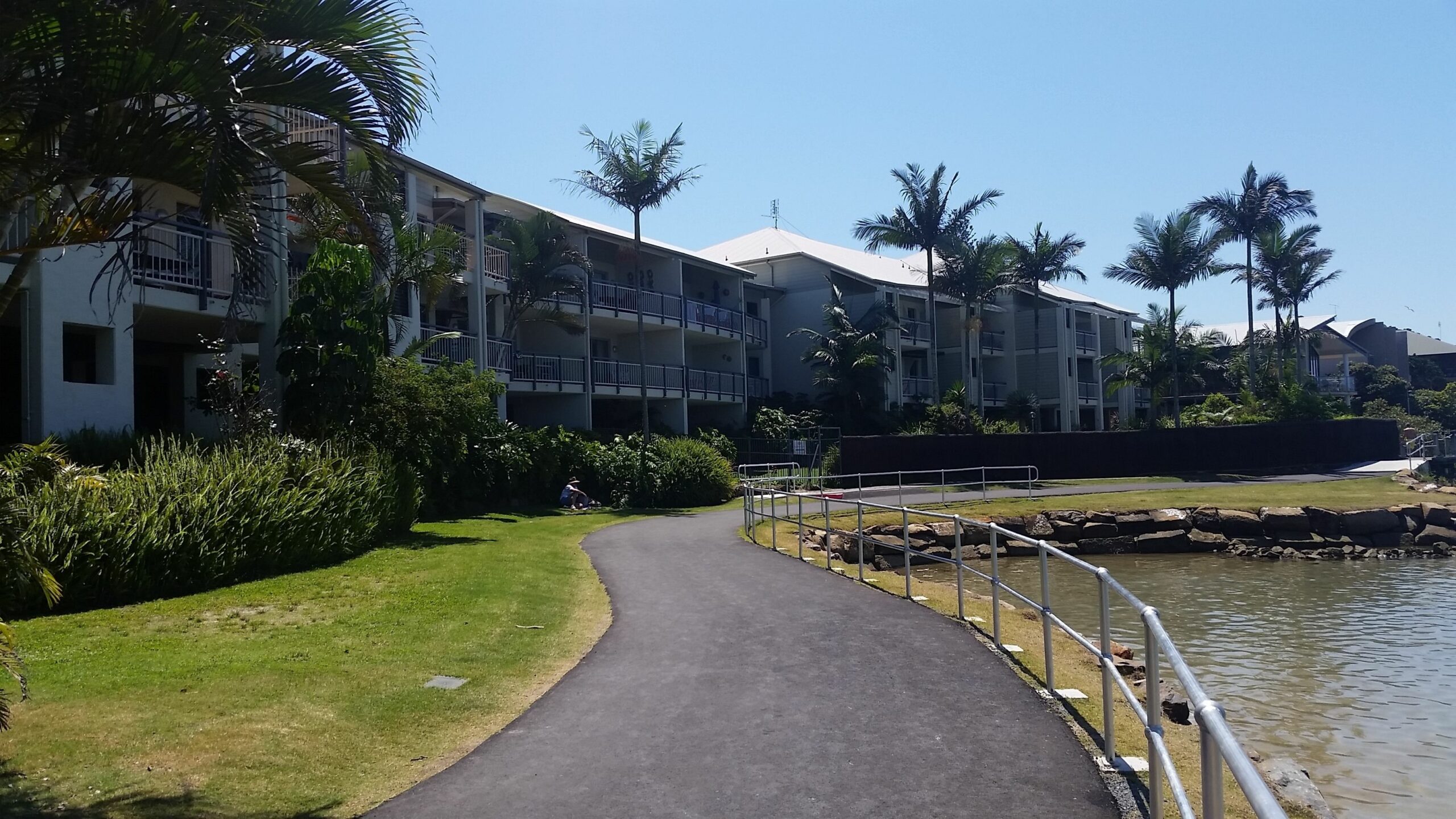 Sunrise Cove Holiday Apartments