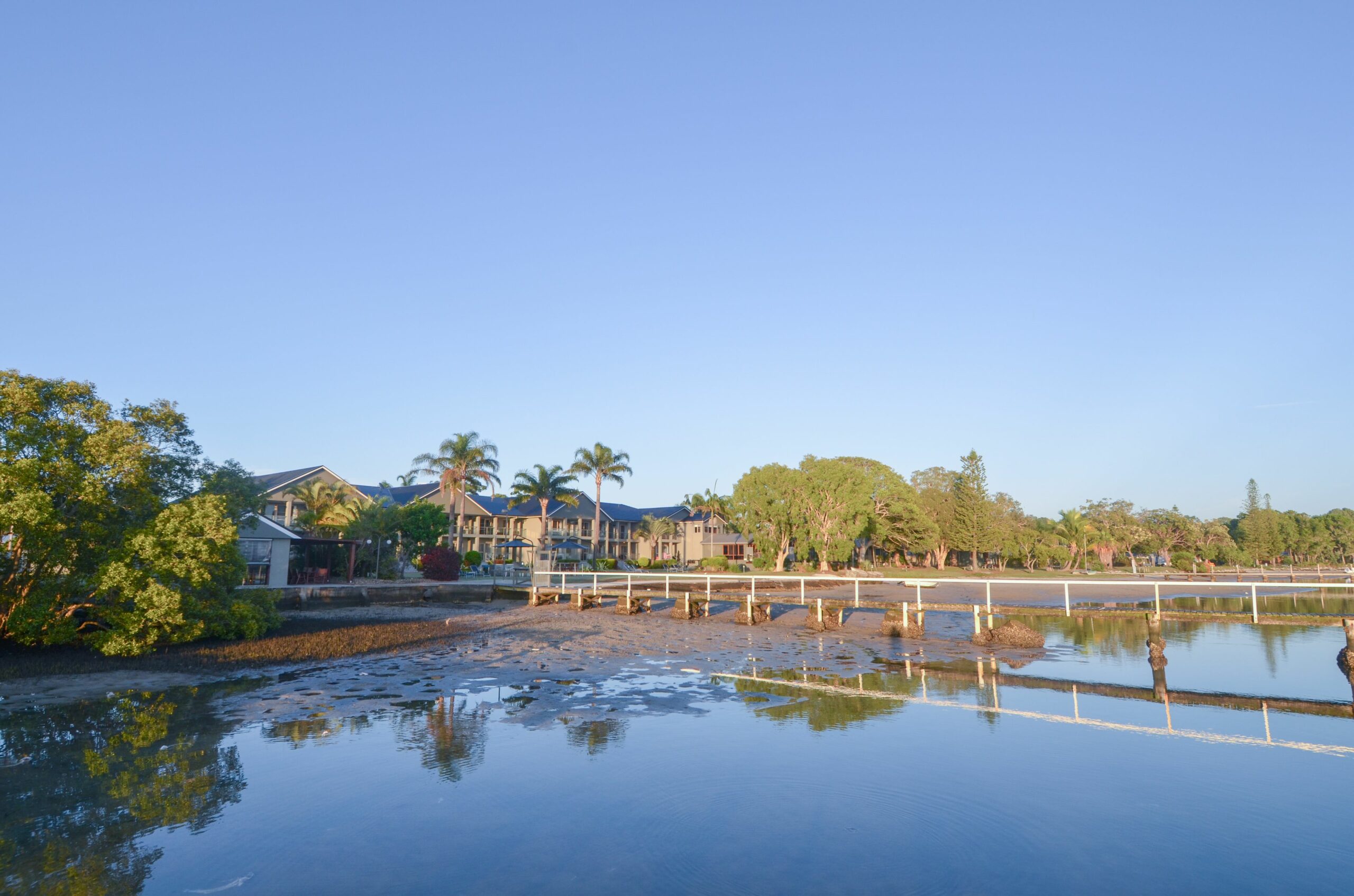 Moby Dick Waterfront Resort Motel