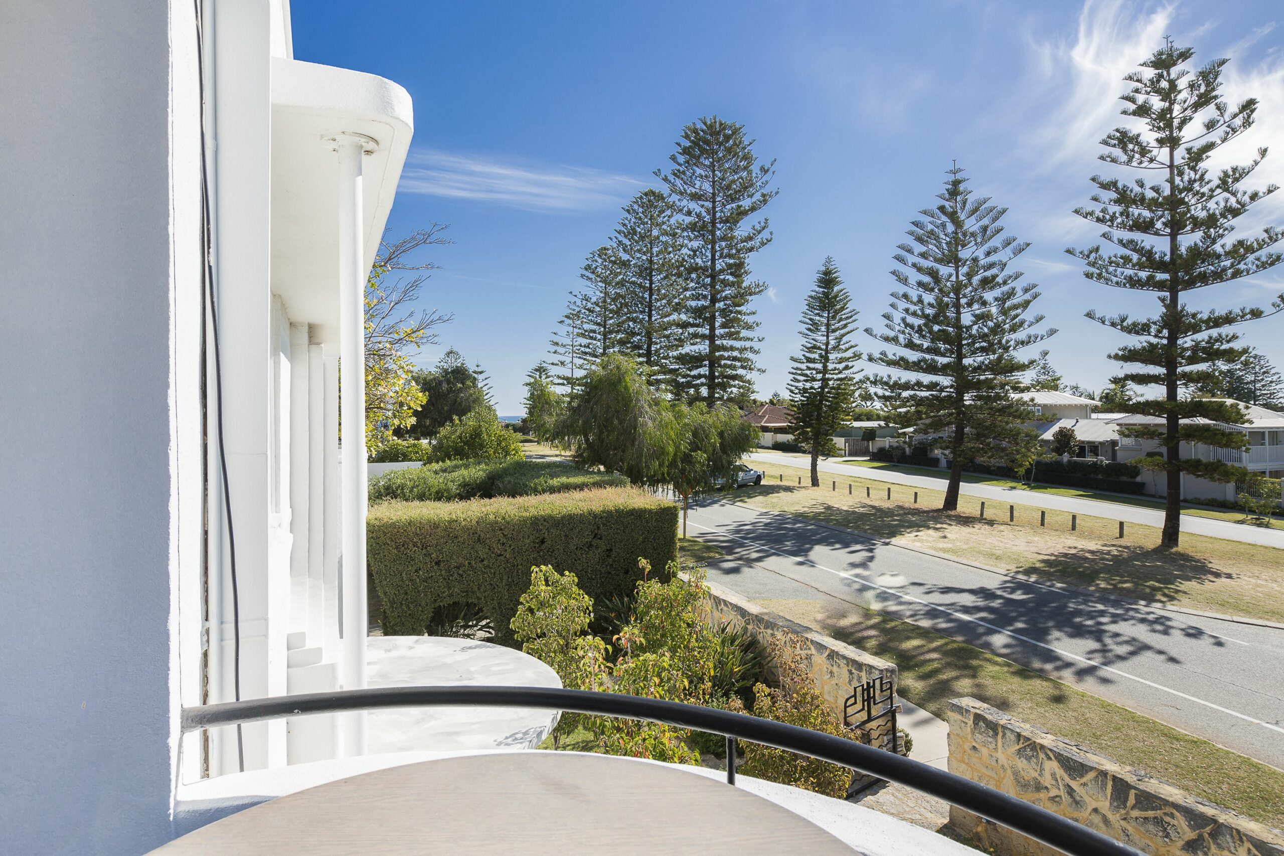 Cottesloe Beach Deluxe Apartment