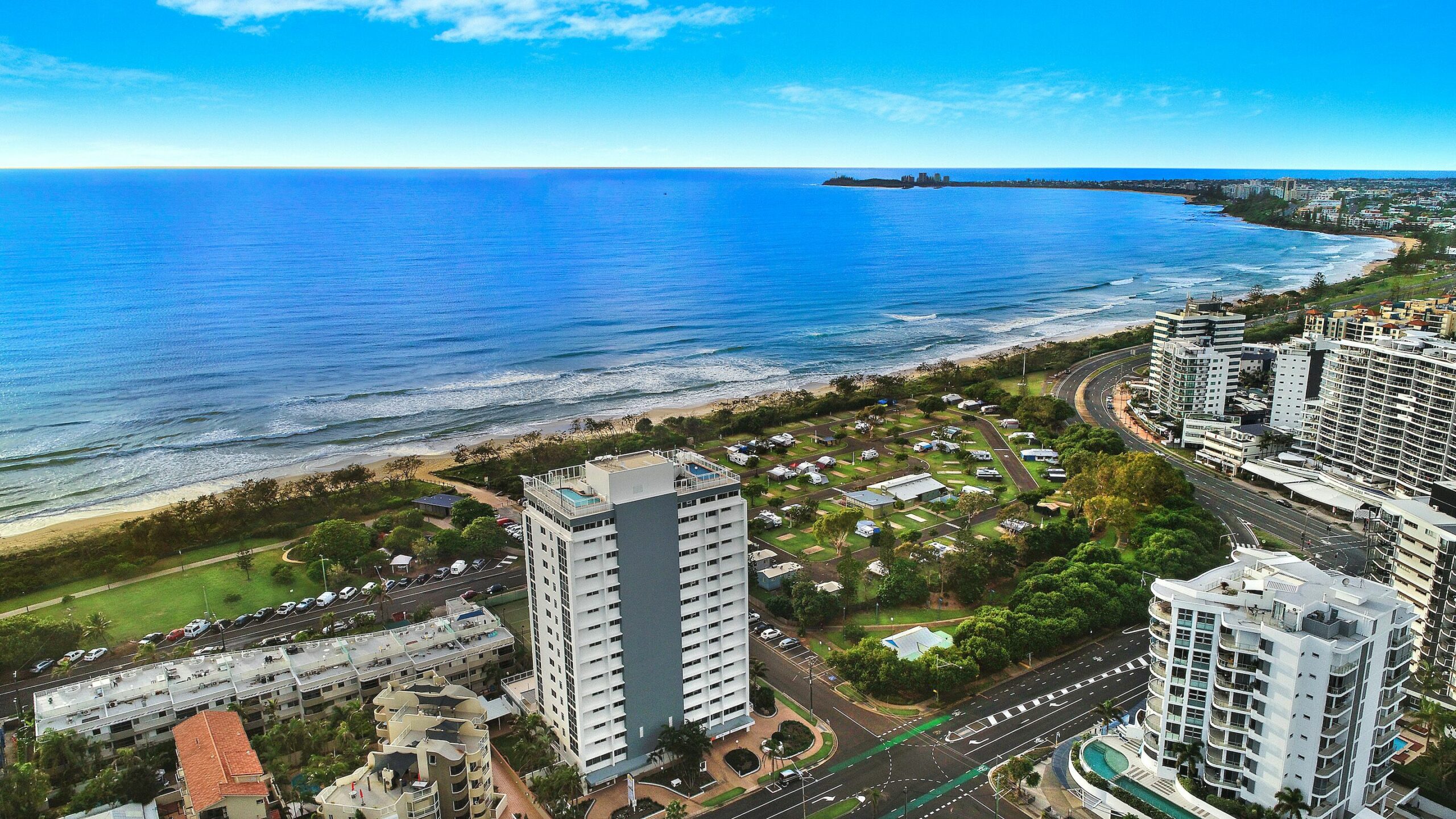 Elouera Tower Beachfront Apartments