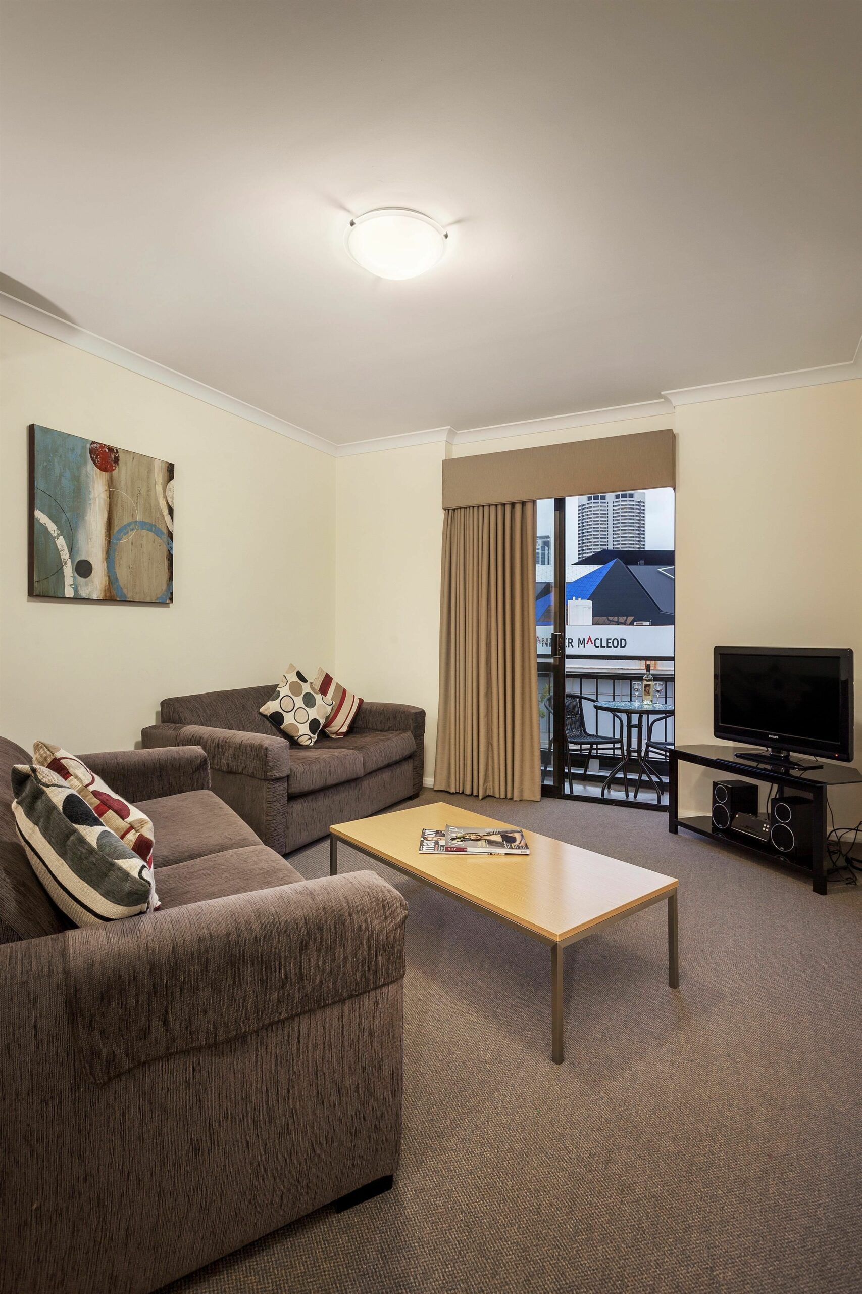 Best Western Northbridge Apartments