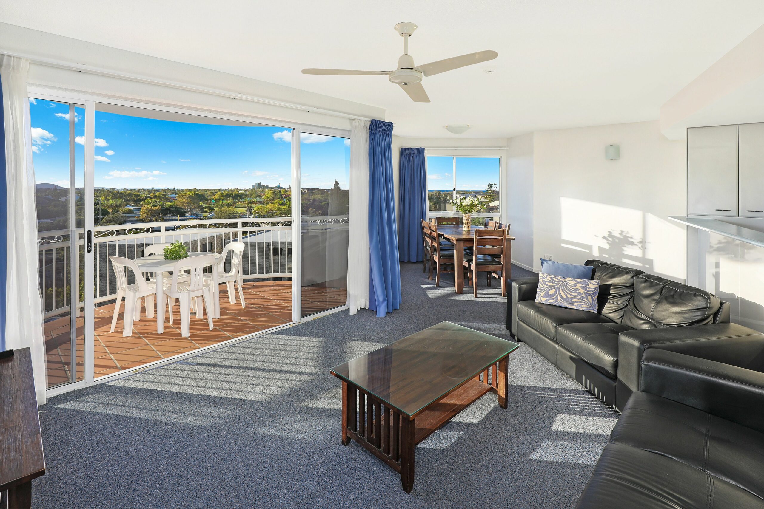 Beachside Resort - Kawana Waters