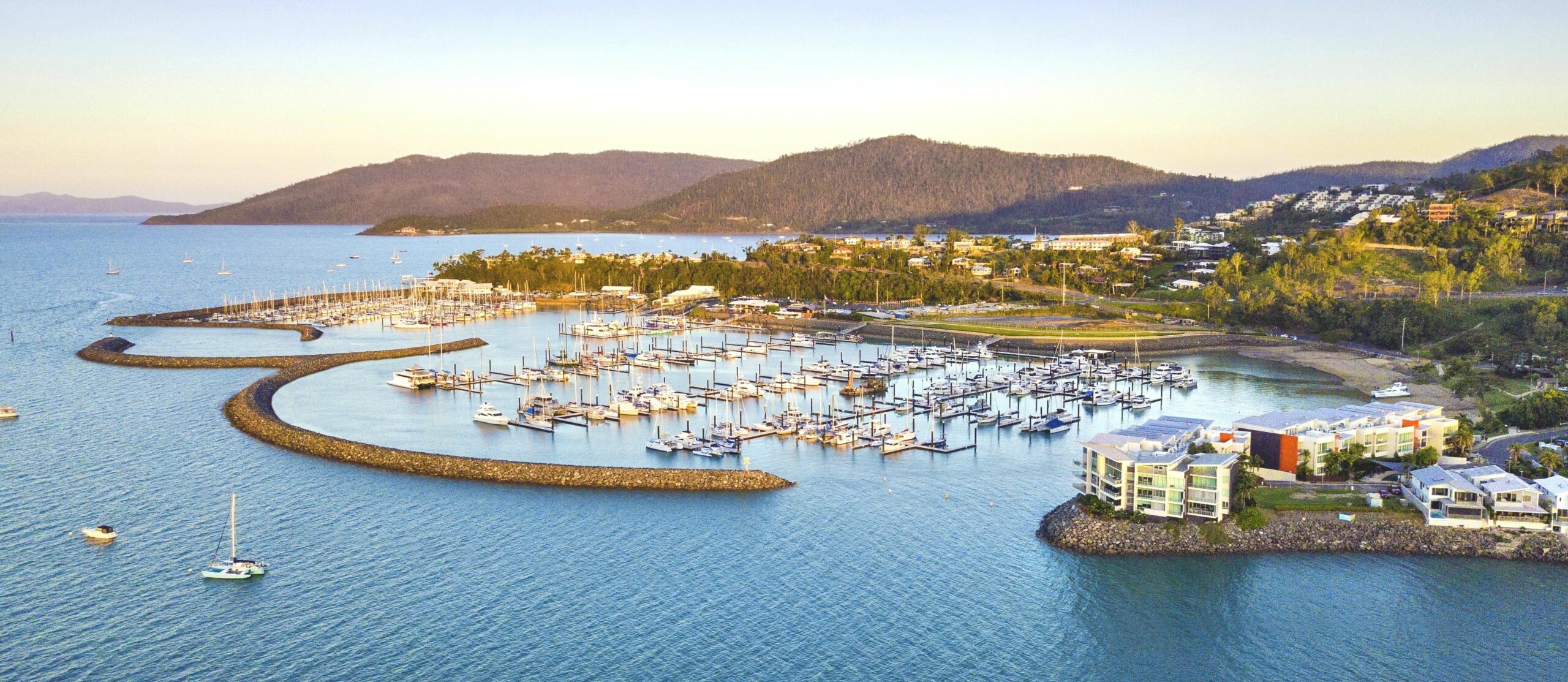 Peninsula Airlie Beach