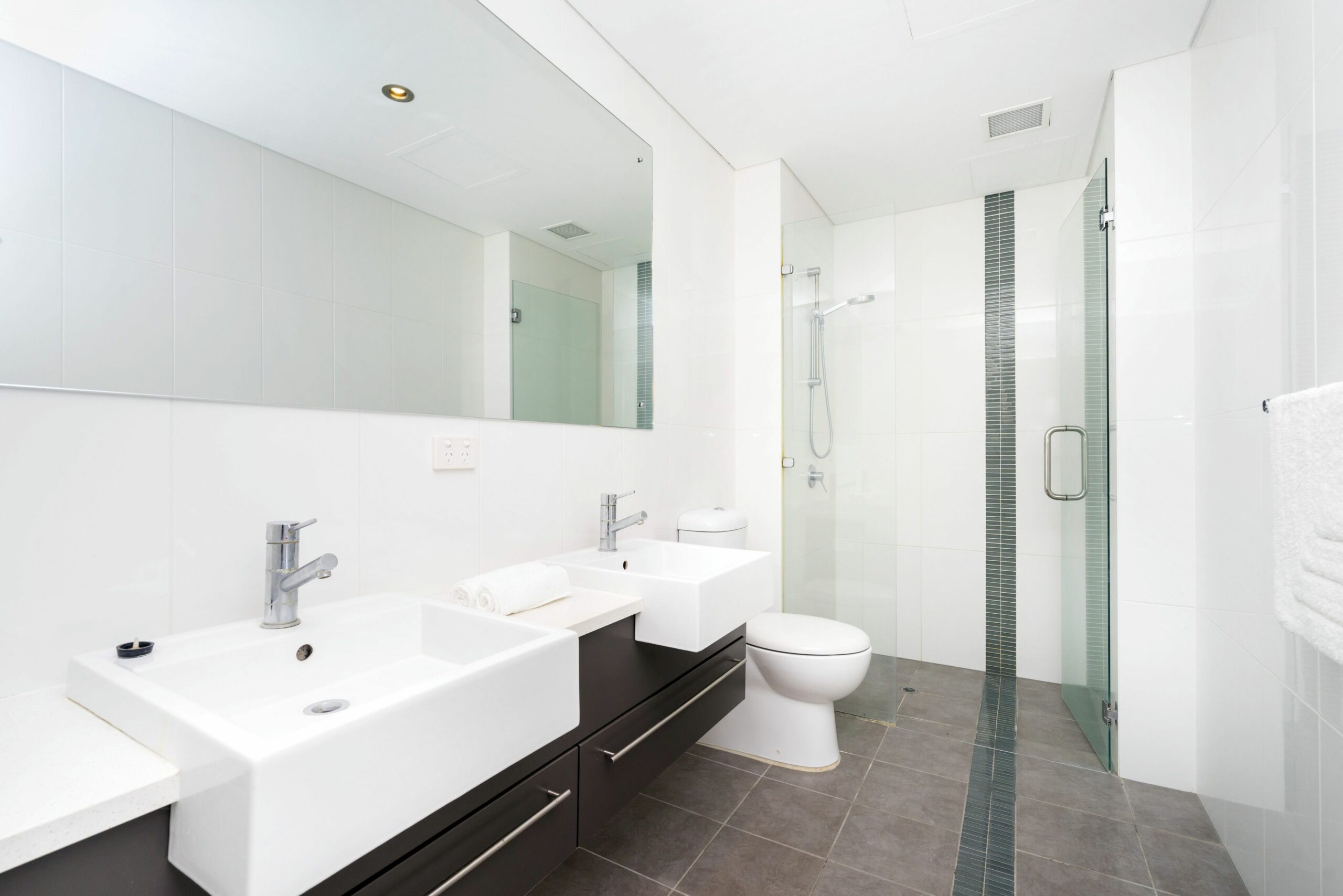 Luxury Modern Double Ensuite Apartment